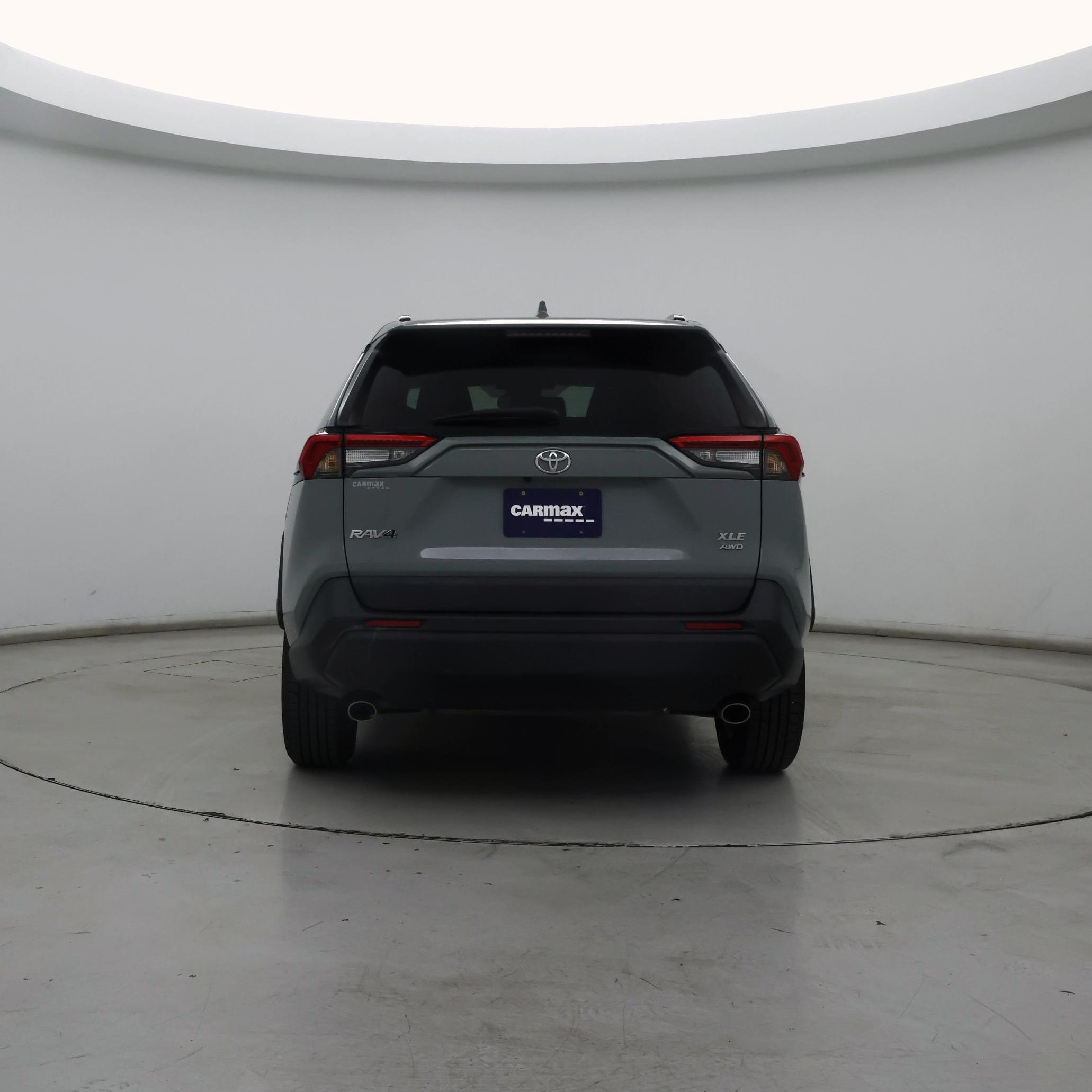 Thumbnail: 2021 Toyota RAV4 - 6