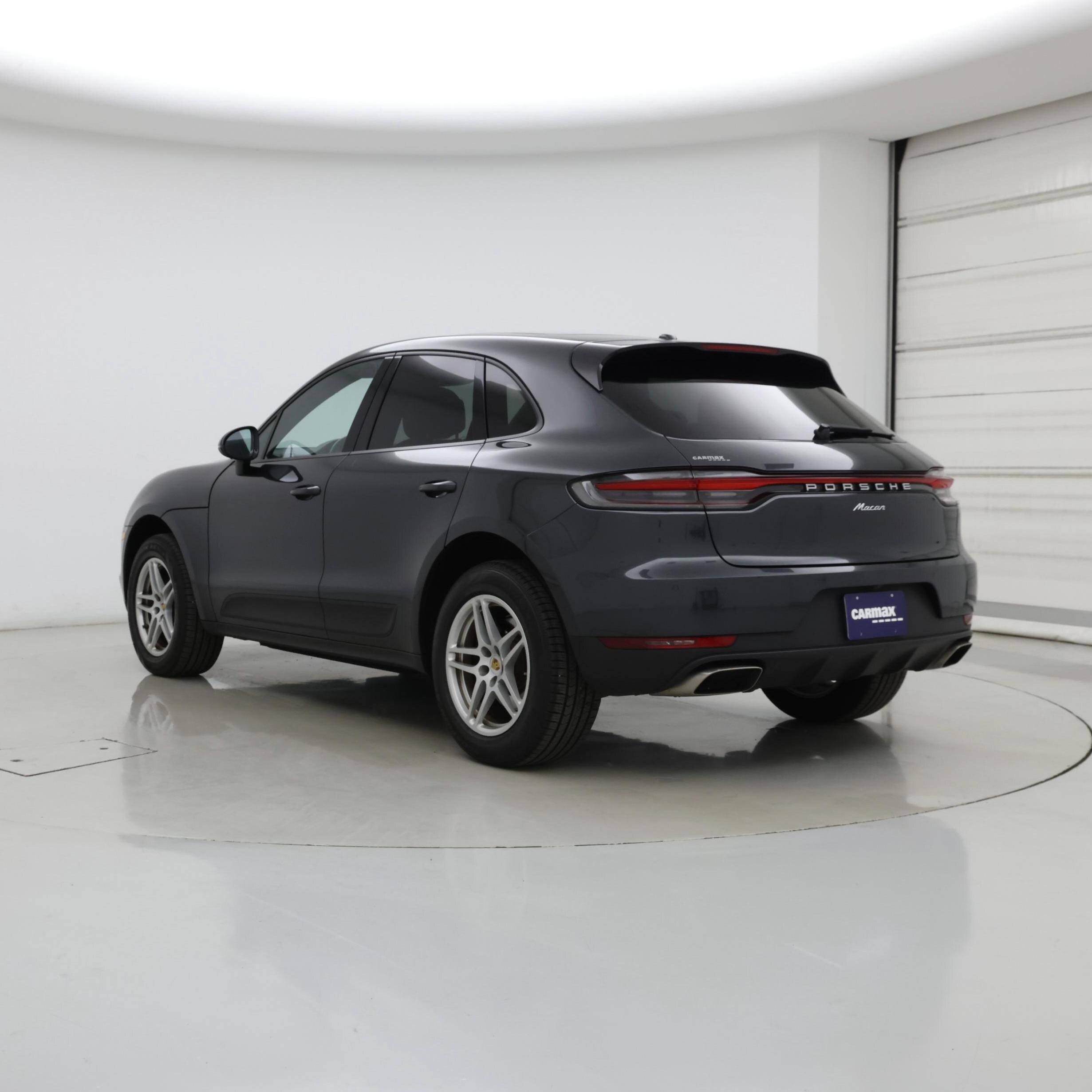 Thumbnail: 2021 Porsche Macan - 2