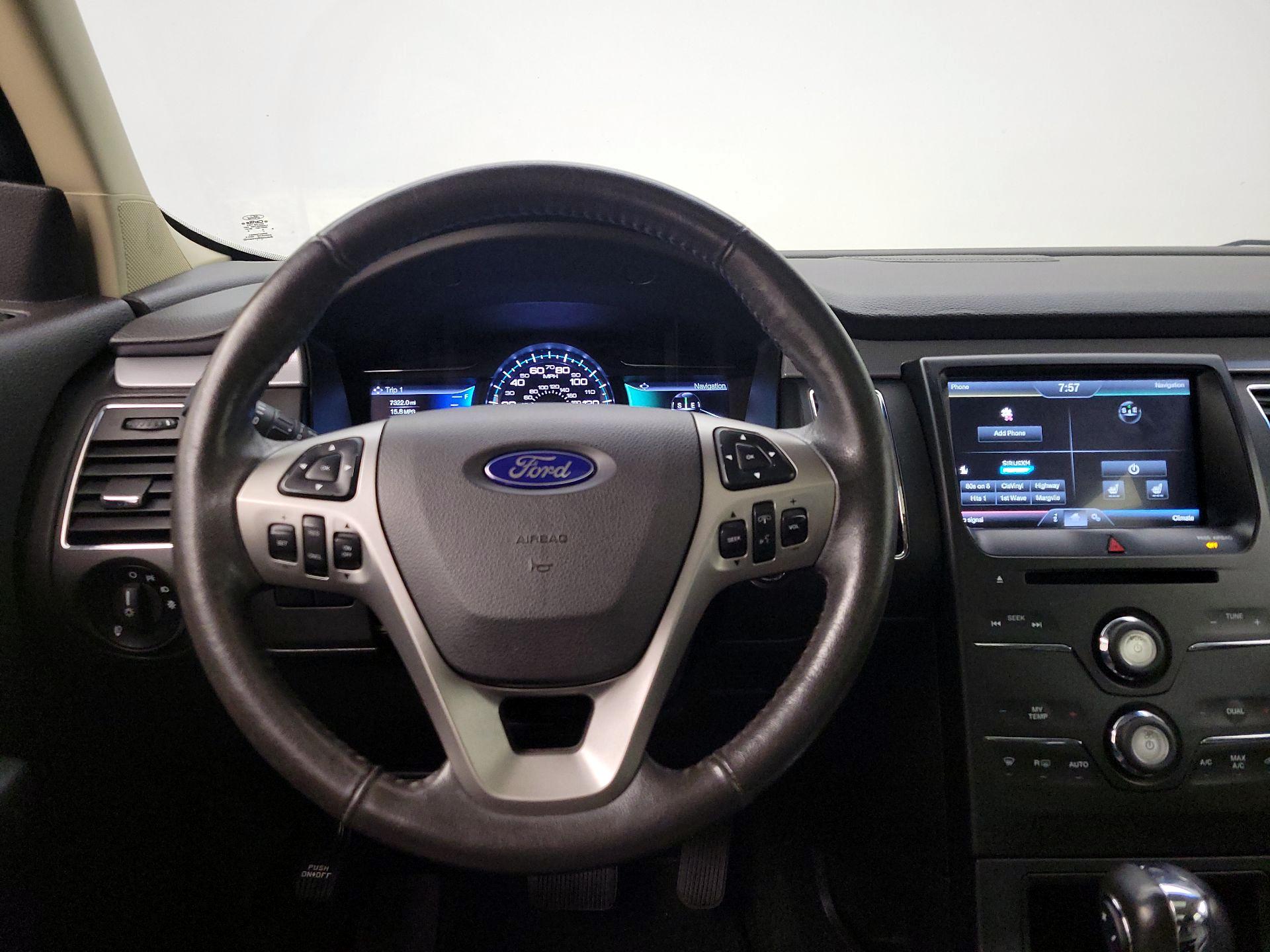 Thumbnail: 2015 Ford Flex - 10