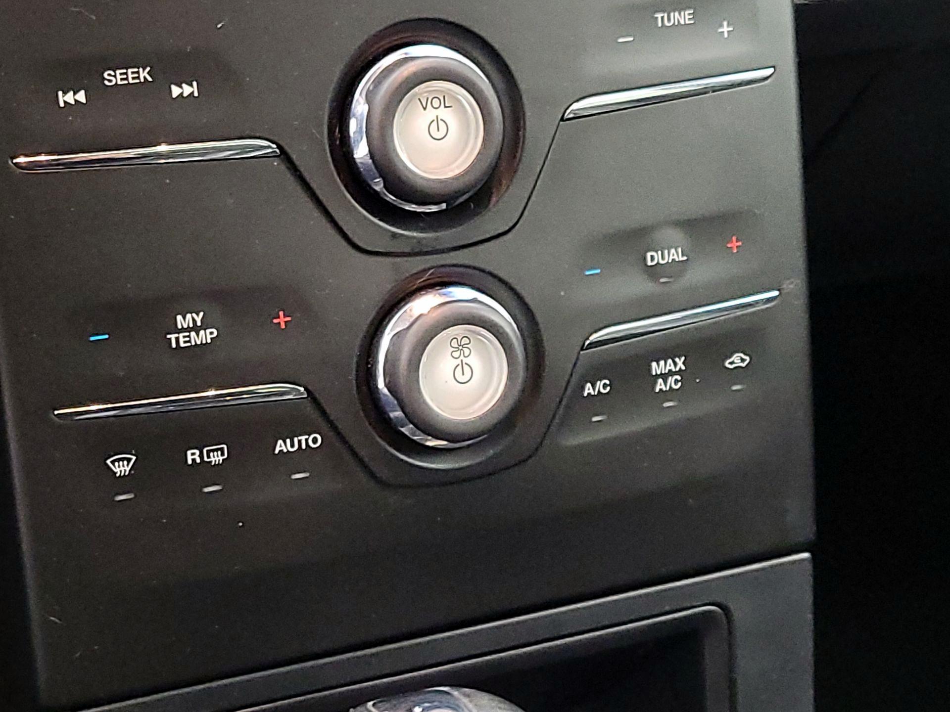 Thumbnail: 2015 Ford Flex - 16