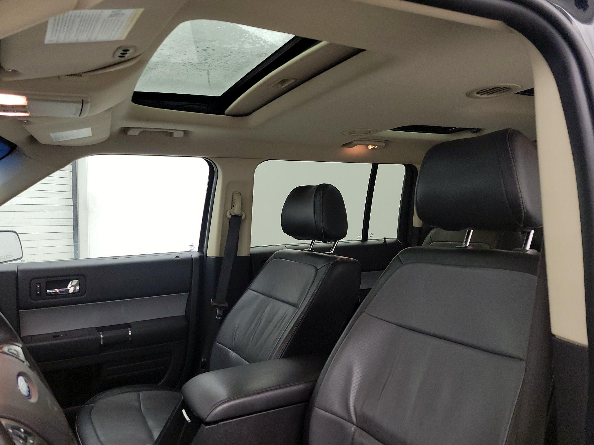 Thumbnail: 2015 Ford Flex - 19