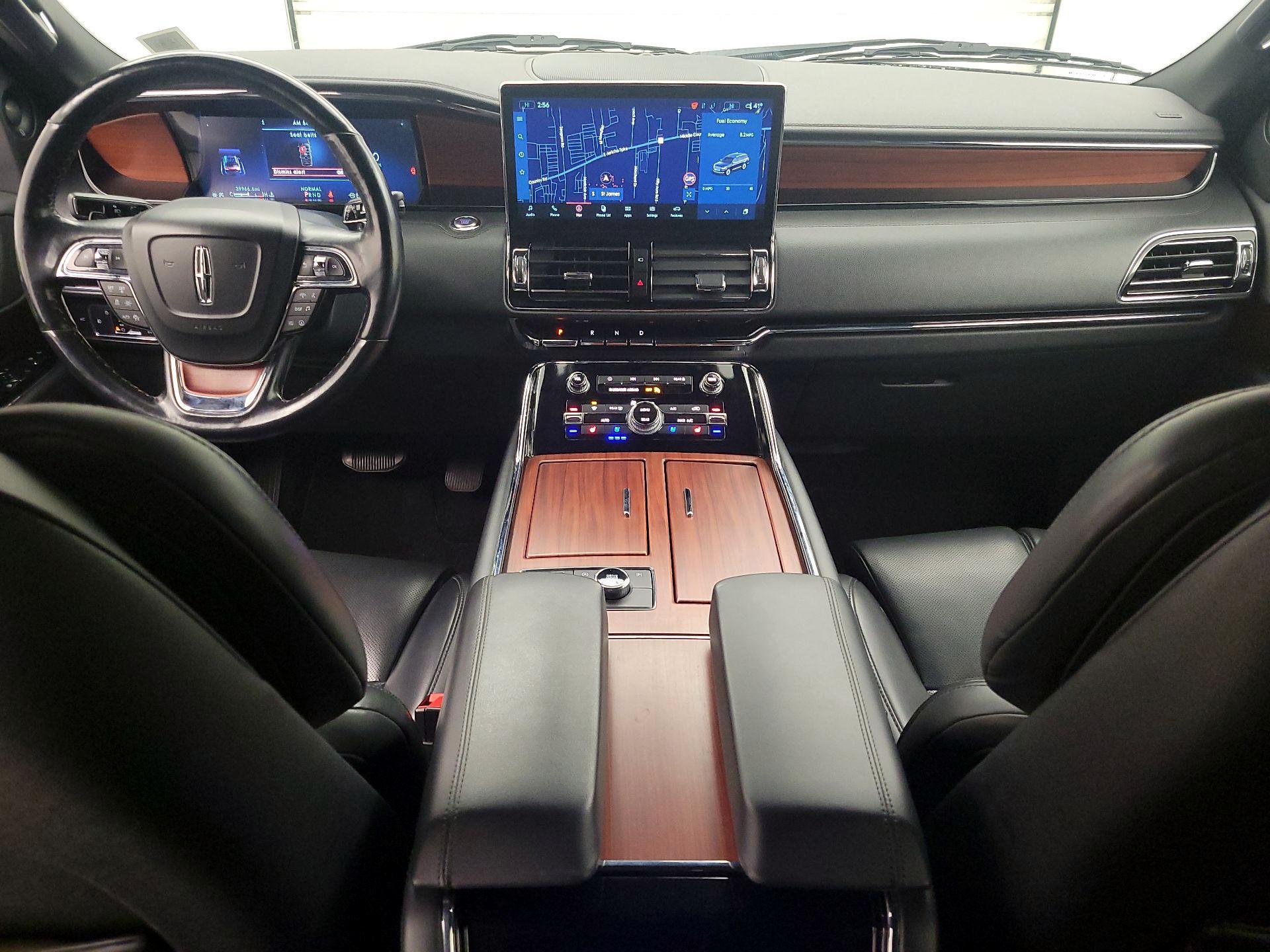 Thumbnail: 2022 Lincoln Navigator - 9