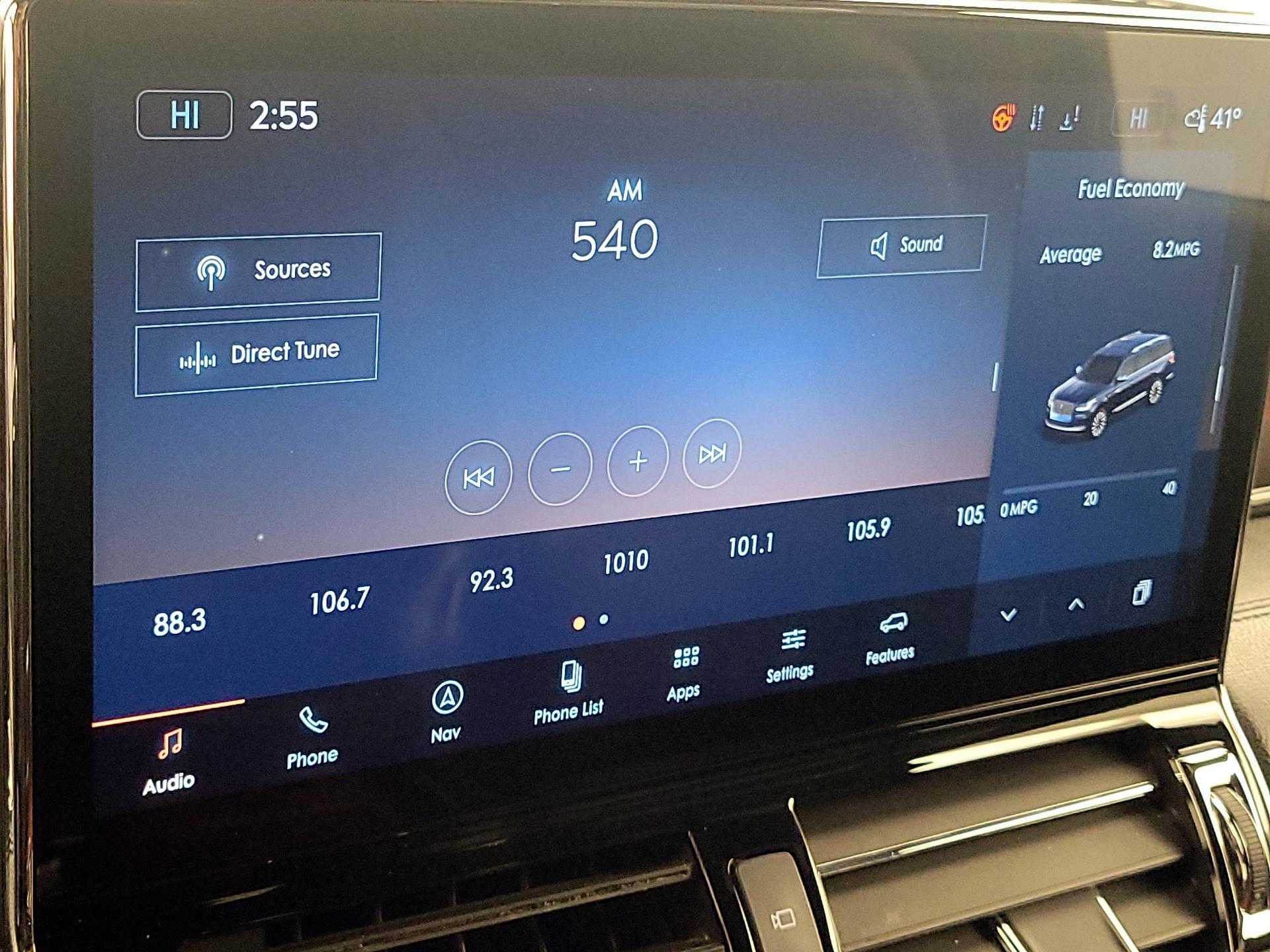 Thumbnail: 2022 Lincoln Navigator - 16