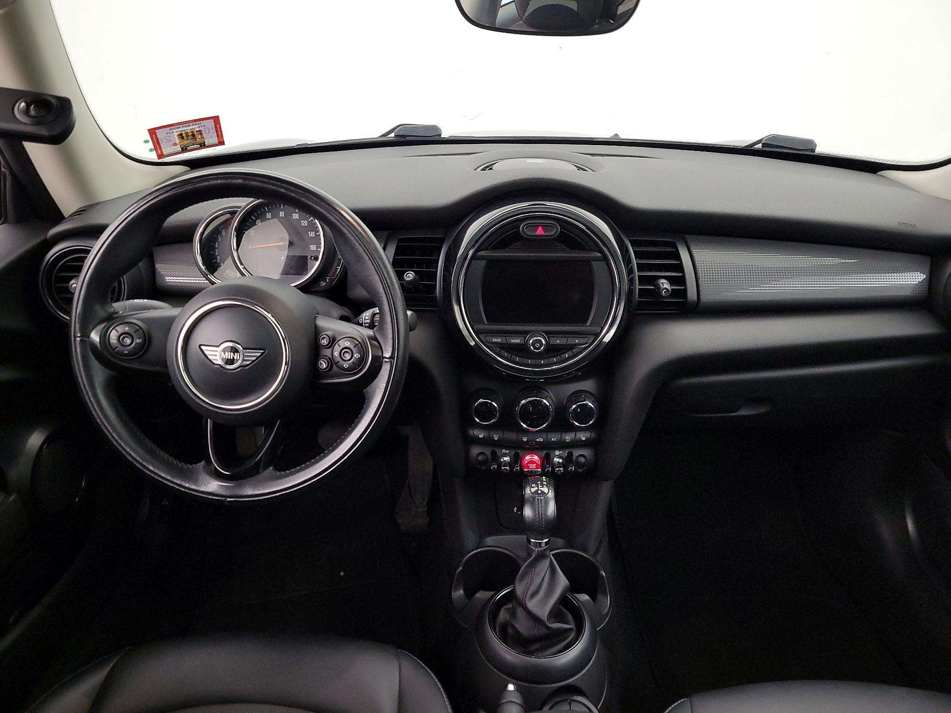 Thumbnail: 2018 MINI Cooper Hardtop - 9