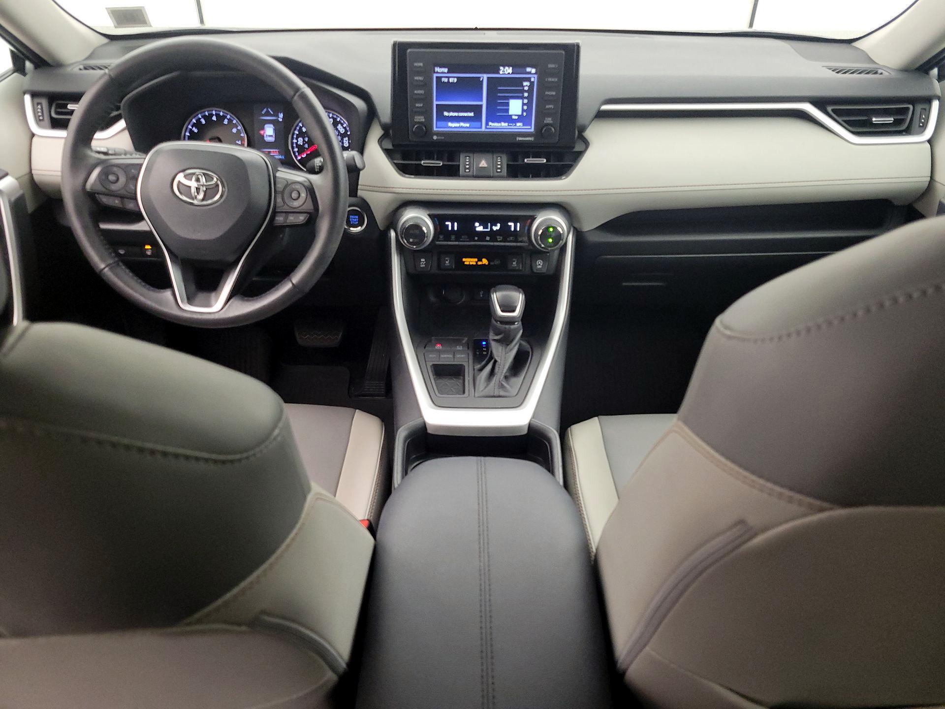 Thumbnail: 2021 Toyota RAV4 - 9