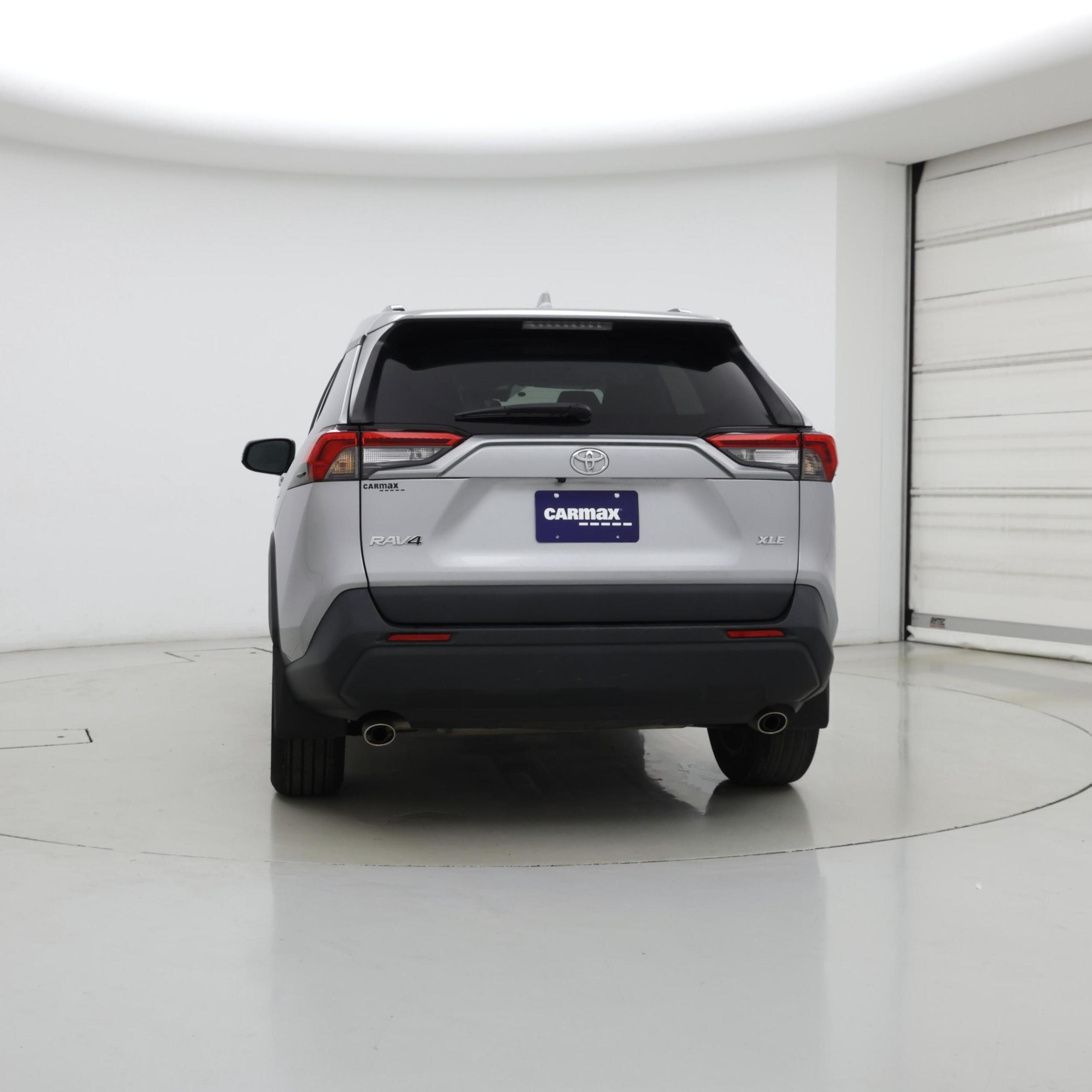 Thumbnail: 2021 Toyota RAV4 - 6