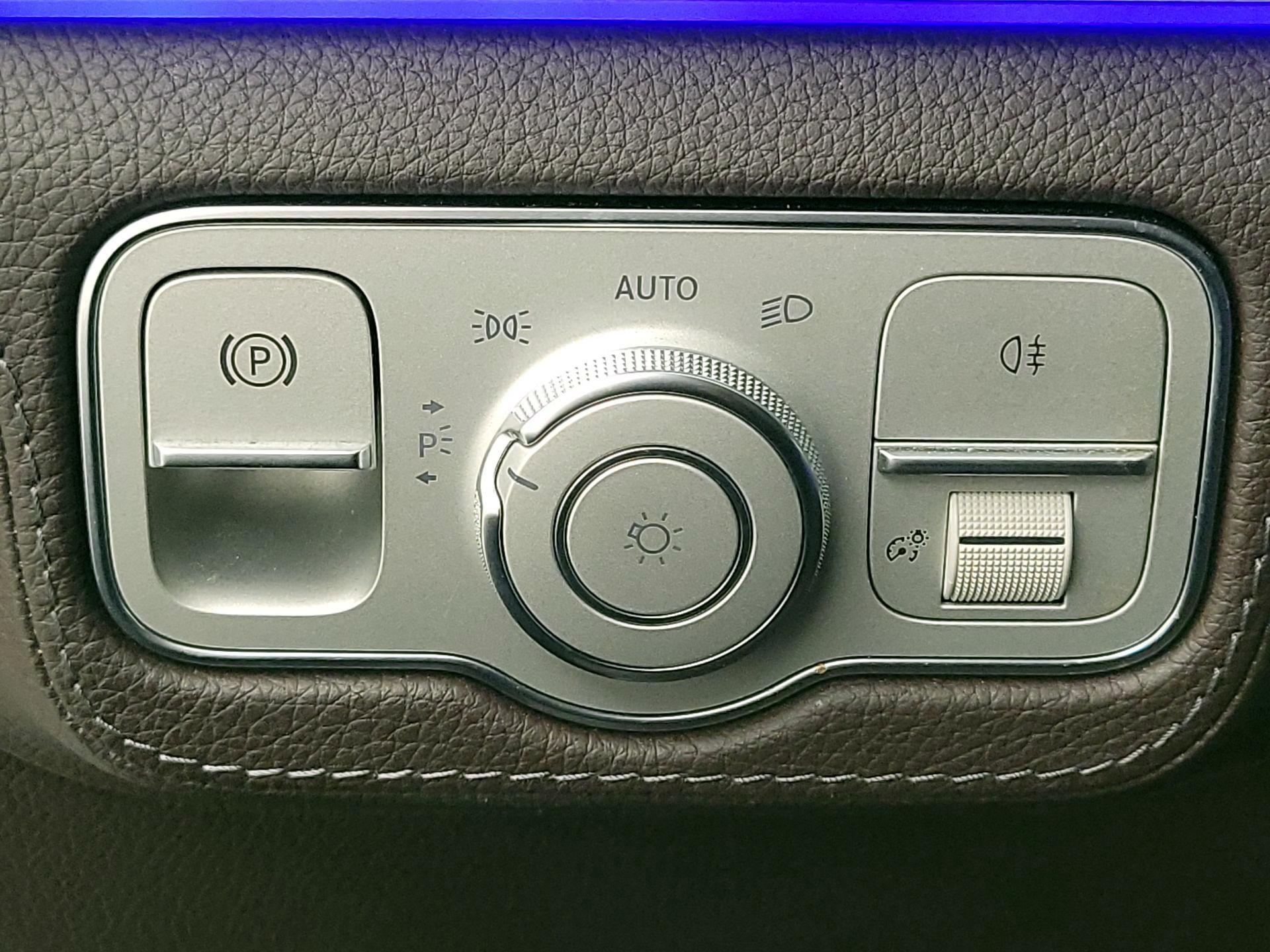 Thumbnail: 2020 Mercedes-Benz GLE - 13