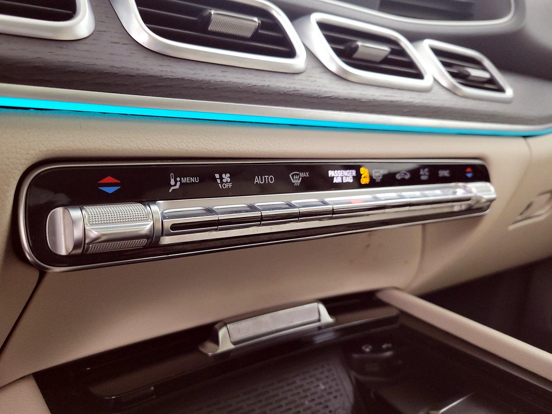 Thumbnail: 2020 Mercedes-Benz GLE - 17