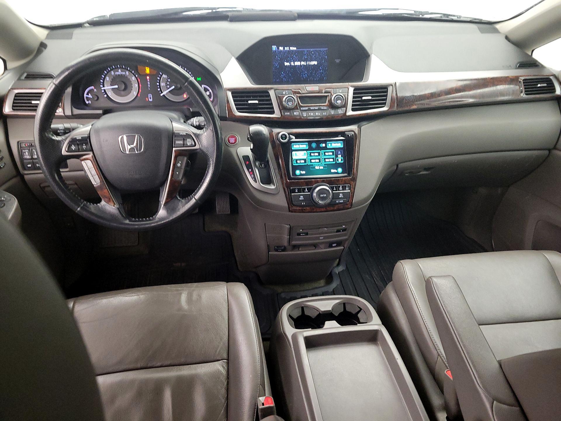 Thumbnail: 2016 Honda Odyssey - 9