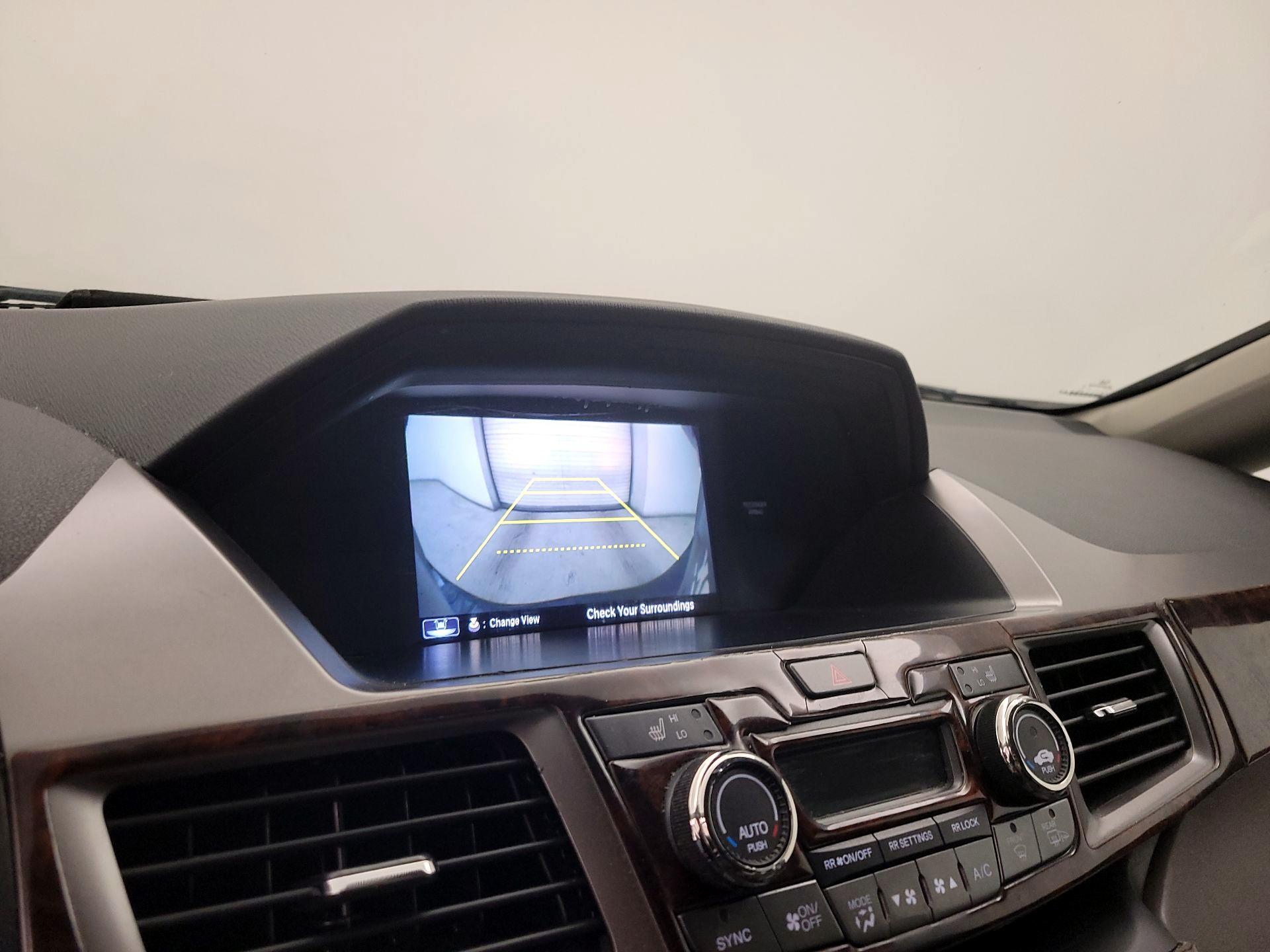 Thumbnail: 2016 Honda Odyssey - 14