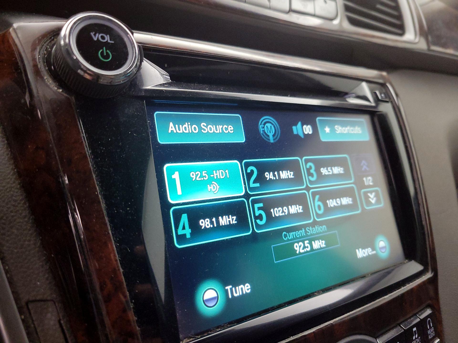 Thumbnail: 2016 Honda Odyssey - 15