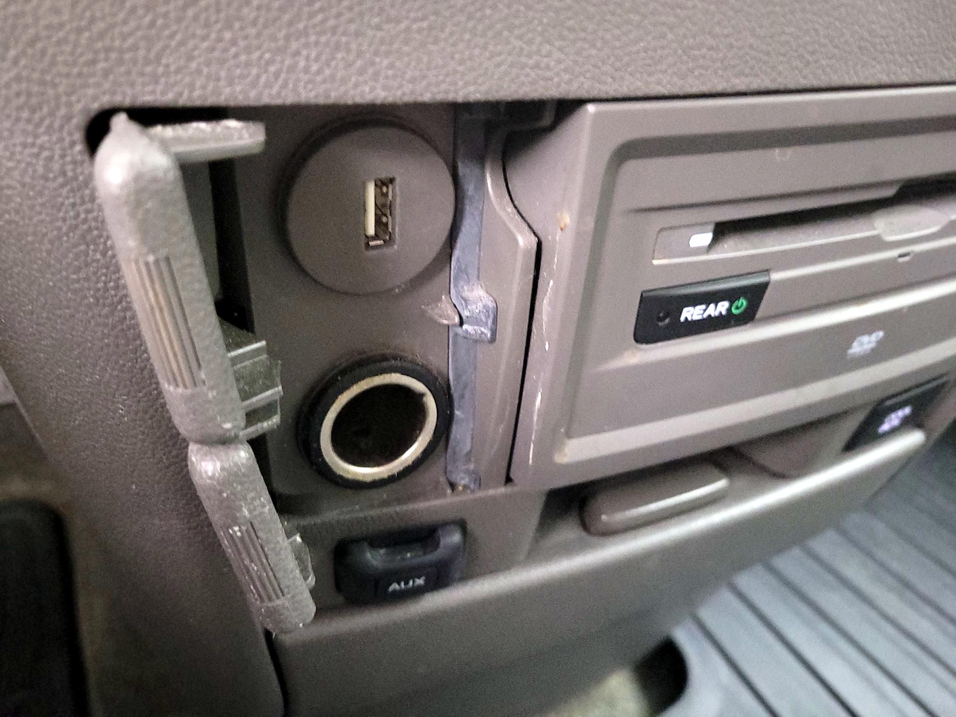 Thumbnail: 2016 Honda Odyssey - 18