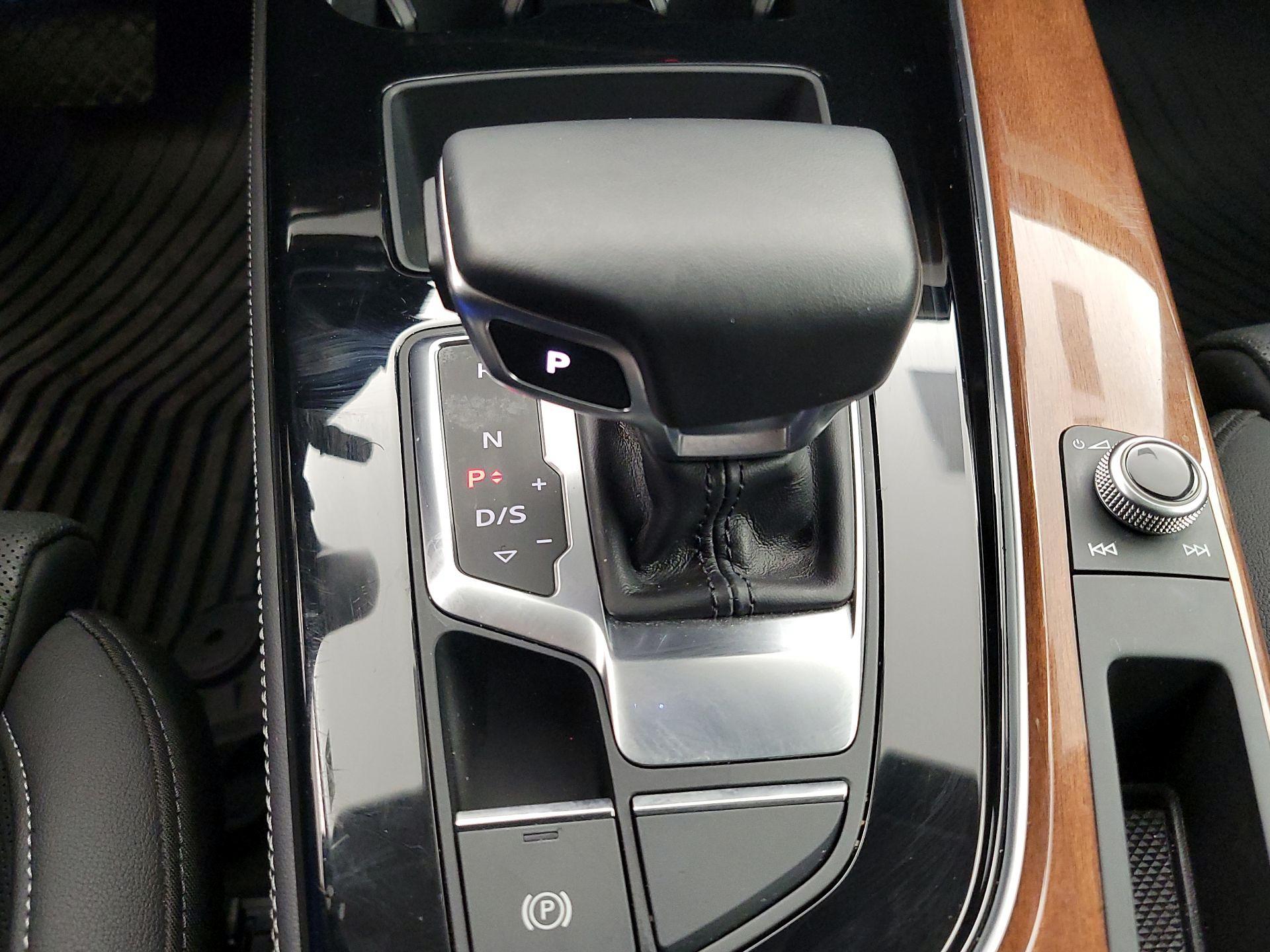 Thumbnail: 2023 Audi A4 - 18