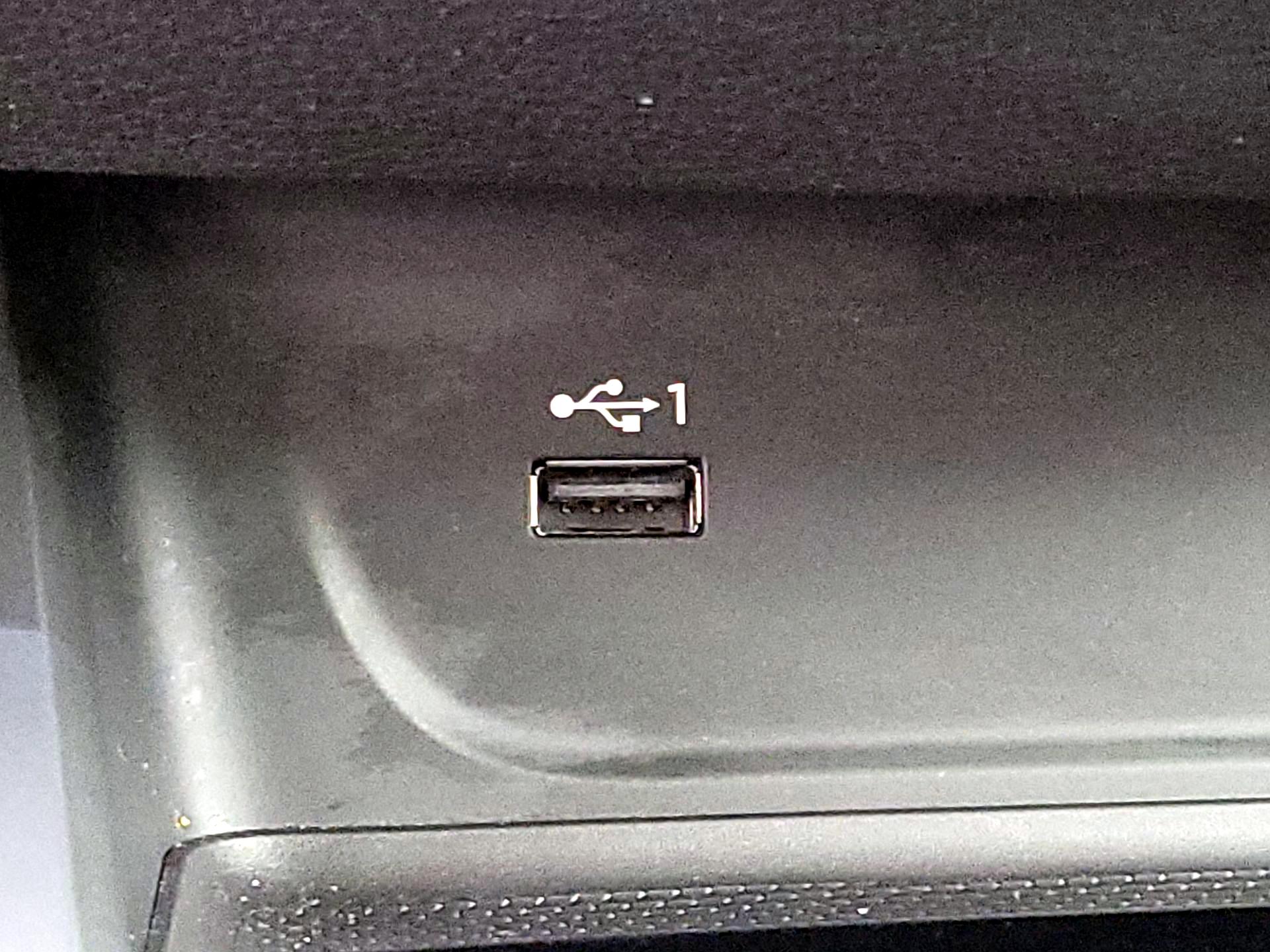 Thumbnail: 2023 Audi A4 - 19