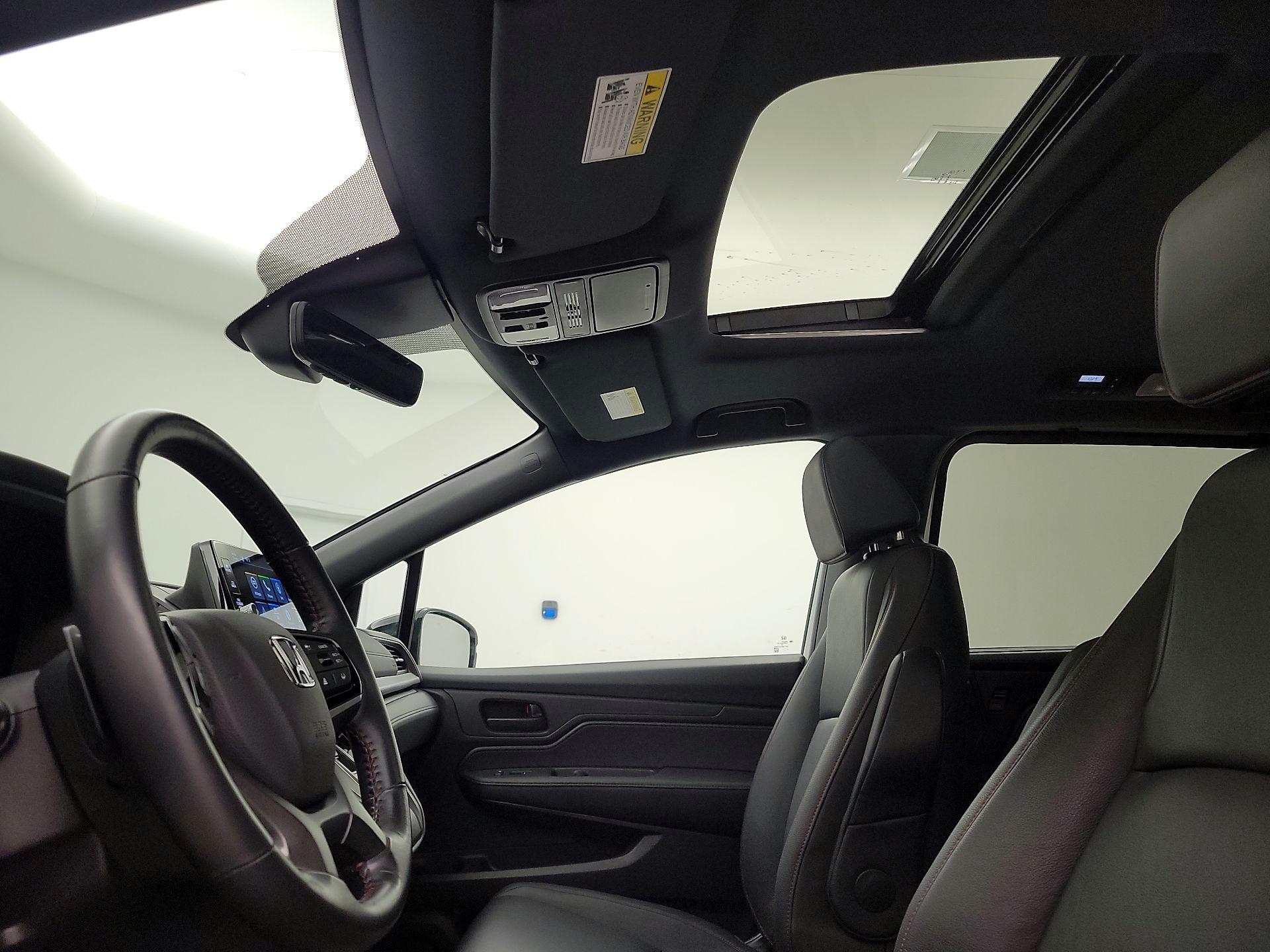 Thumbnail: 2025 Honda Odyssey - 19