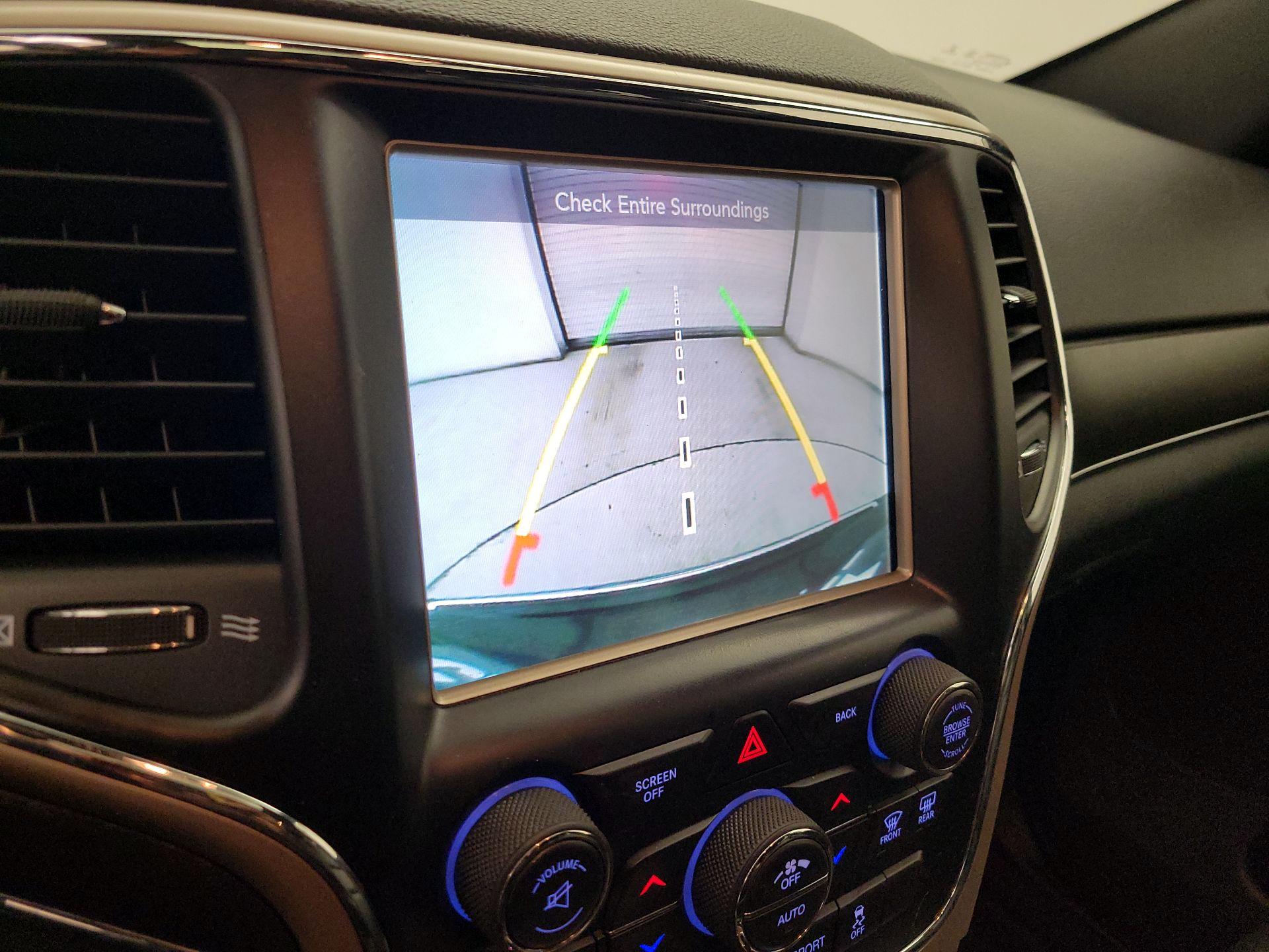 Thumbnail: 2017 Jeep Grand Cherokee - 14