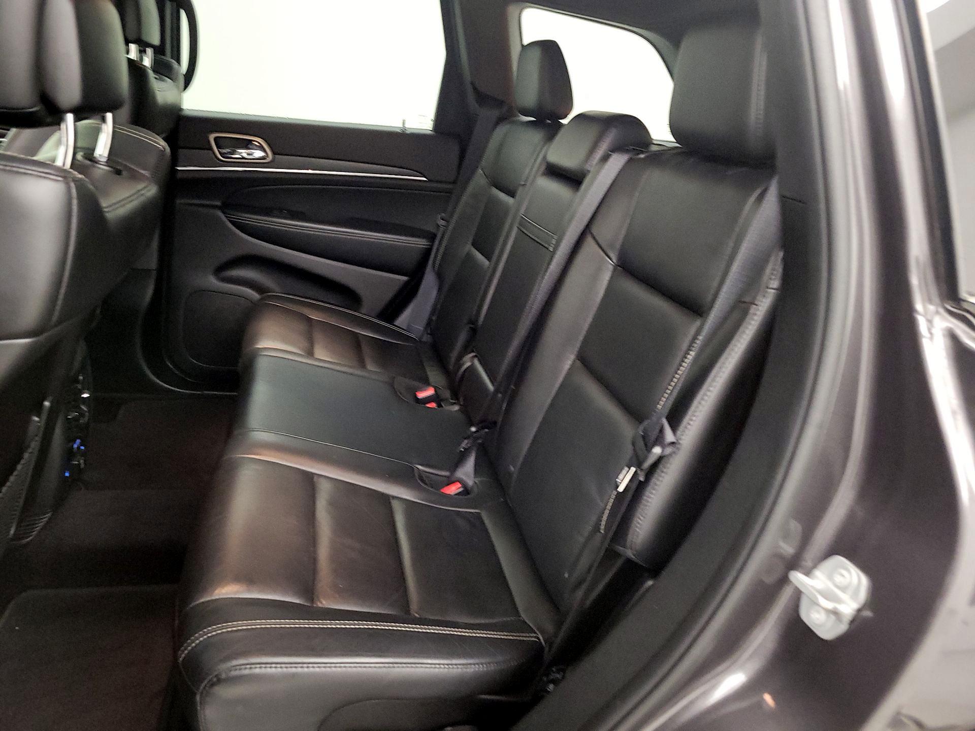 Thumbnail: 2017 Jeep Grand Cherokee - 19