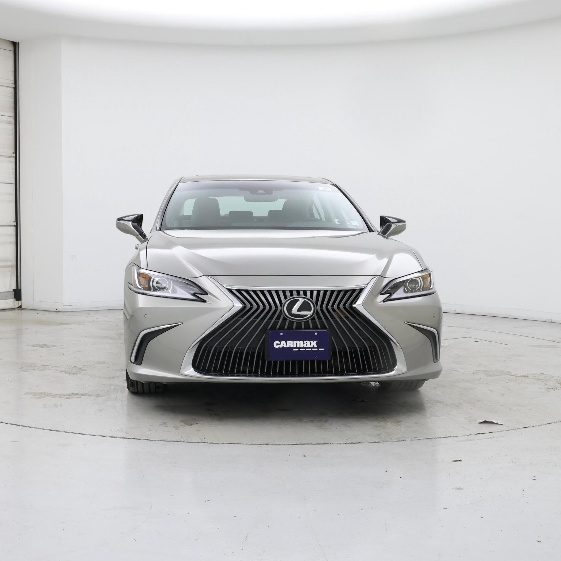 Thumbnail: 2021 Lexus ES - 5