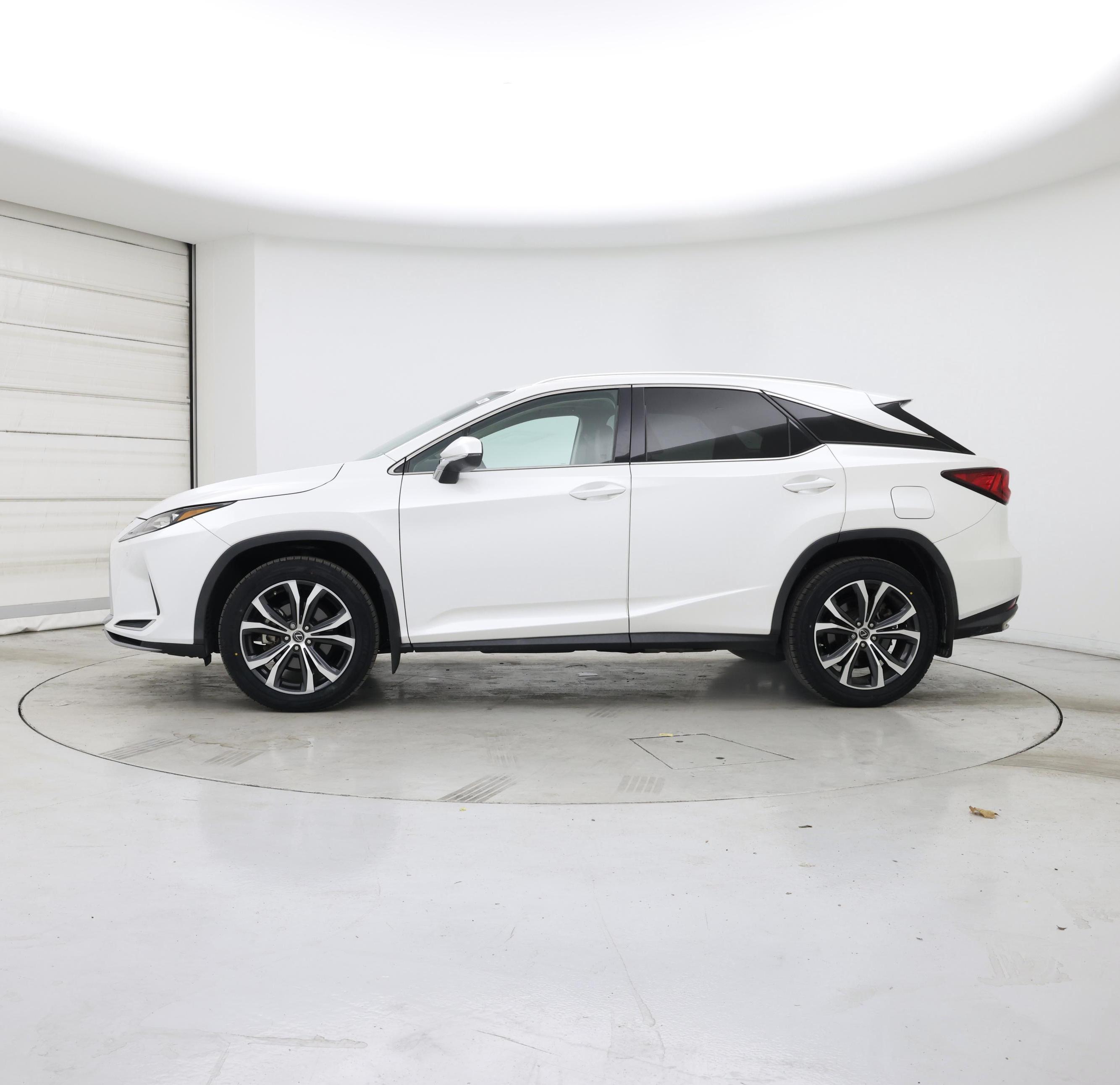 Thumbnail: 2021 Lexus RX - 3
