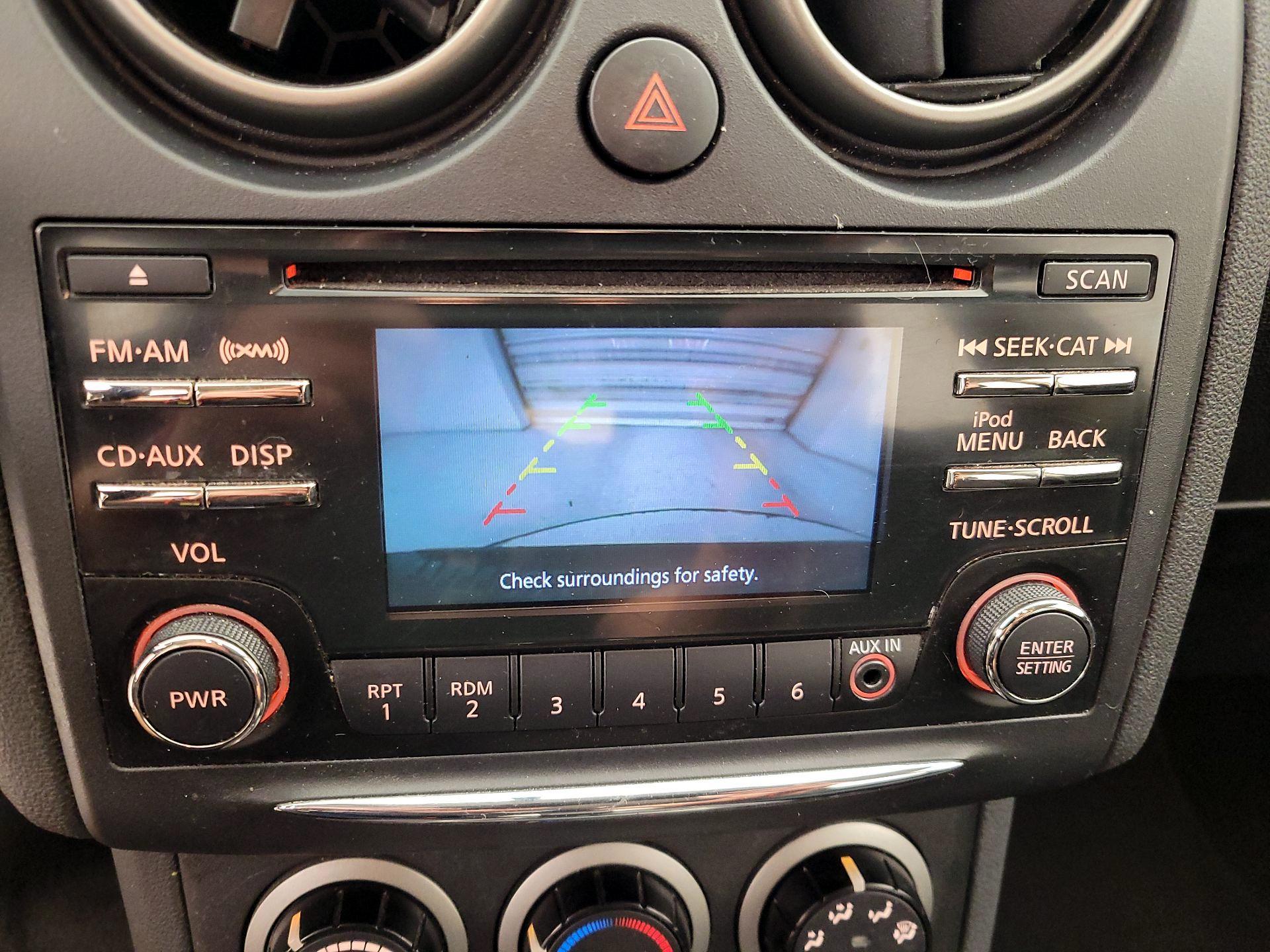 Thumbnail: 2014 Nissan Rogue - 14