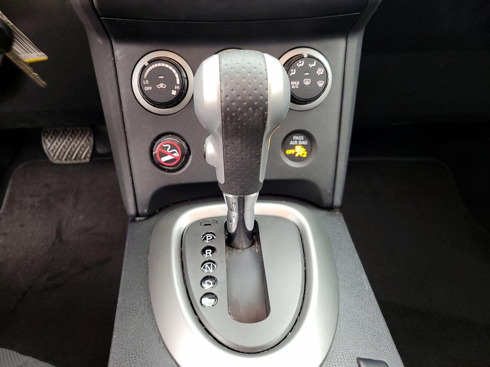 Thumbnail: 2014 Nissan Rogue - 17