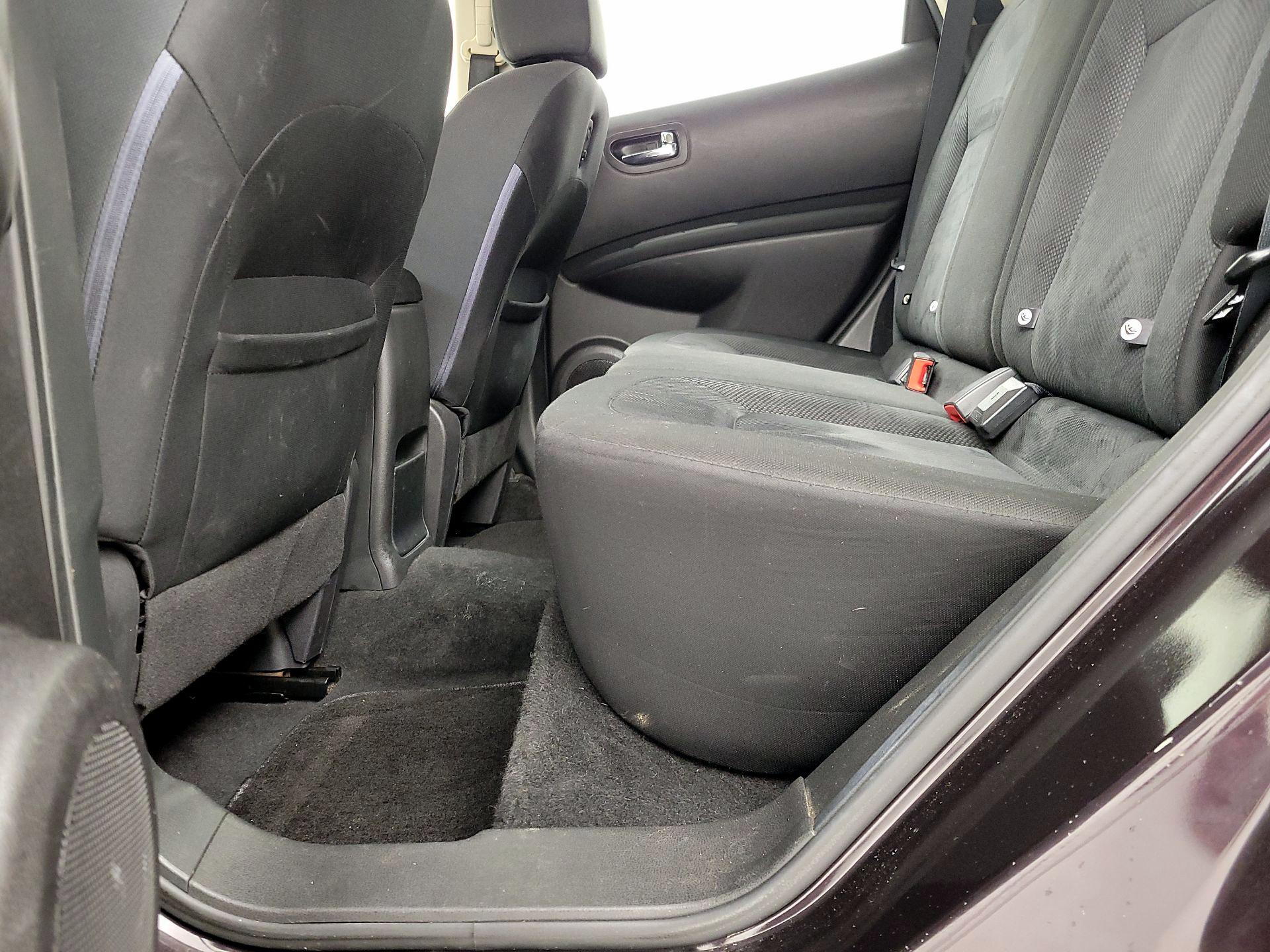 Thumbnail: 2014 Nissan Rogue - 19