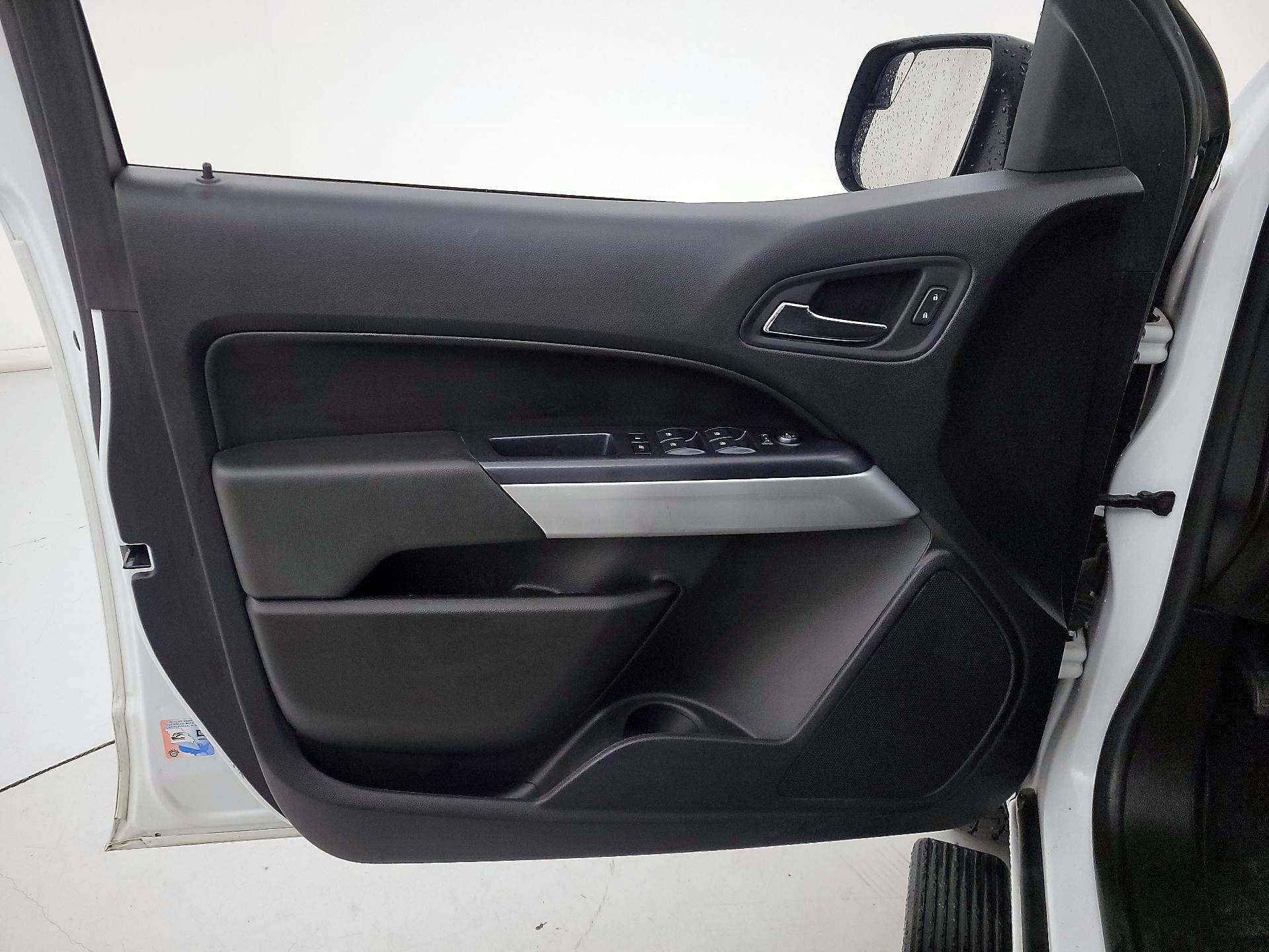 Thumbnail: 2021 Chevrolet Colorado - 12