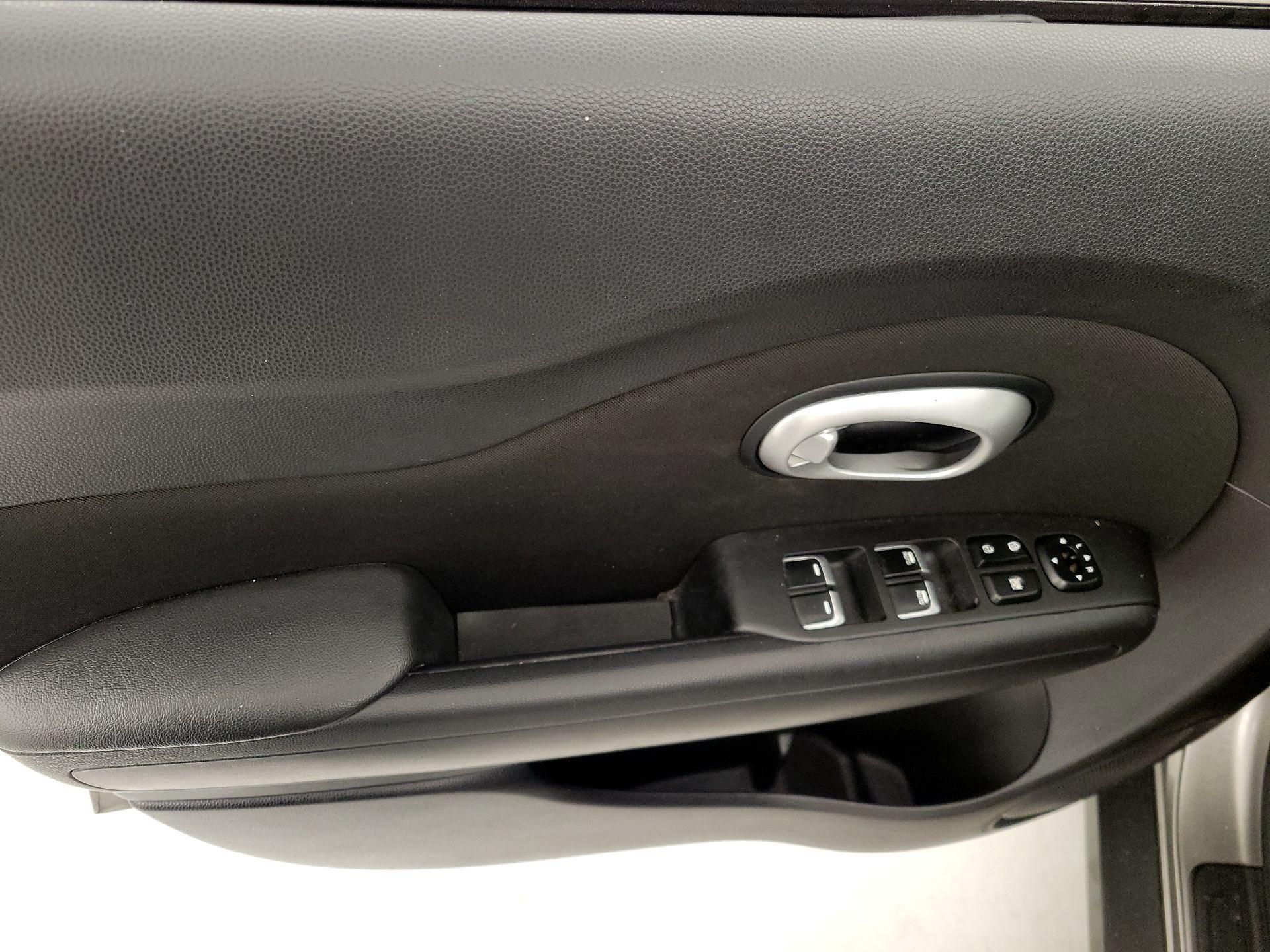 Thumbnail: 2019 Kia Soul - 12