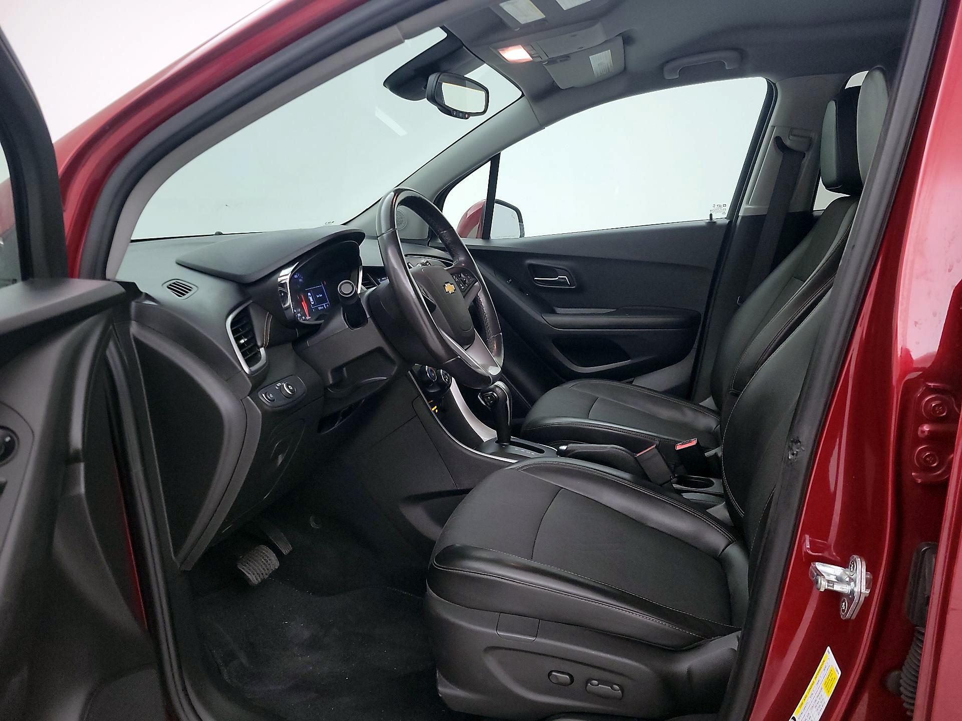 Thumbnail: 2021 Chevrolet Trax - 11