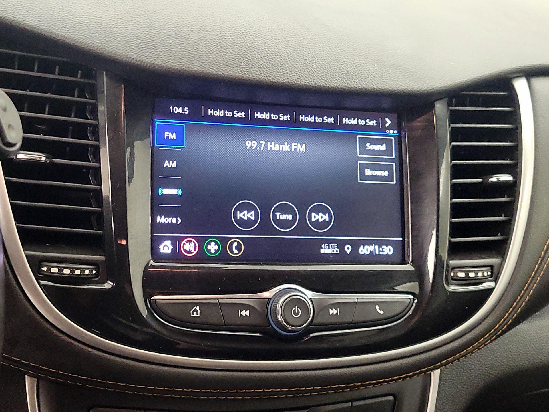 Thumbnail: 2021 Chevrolet Trax - 15