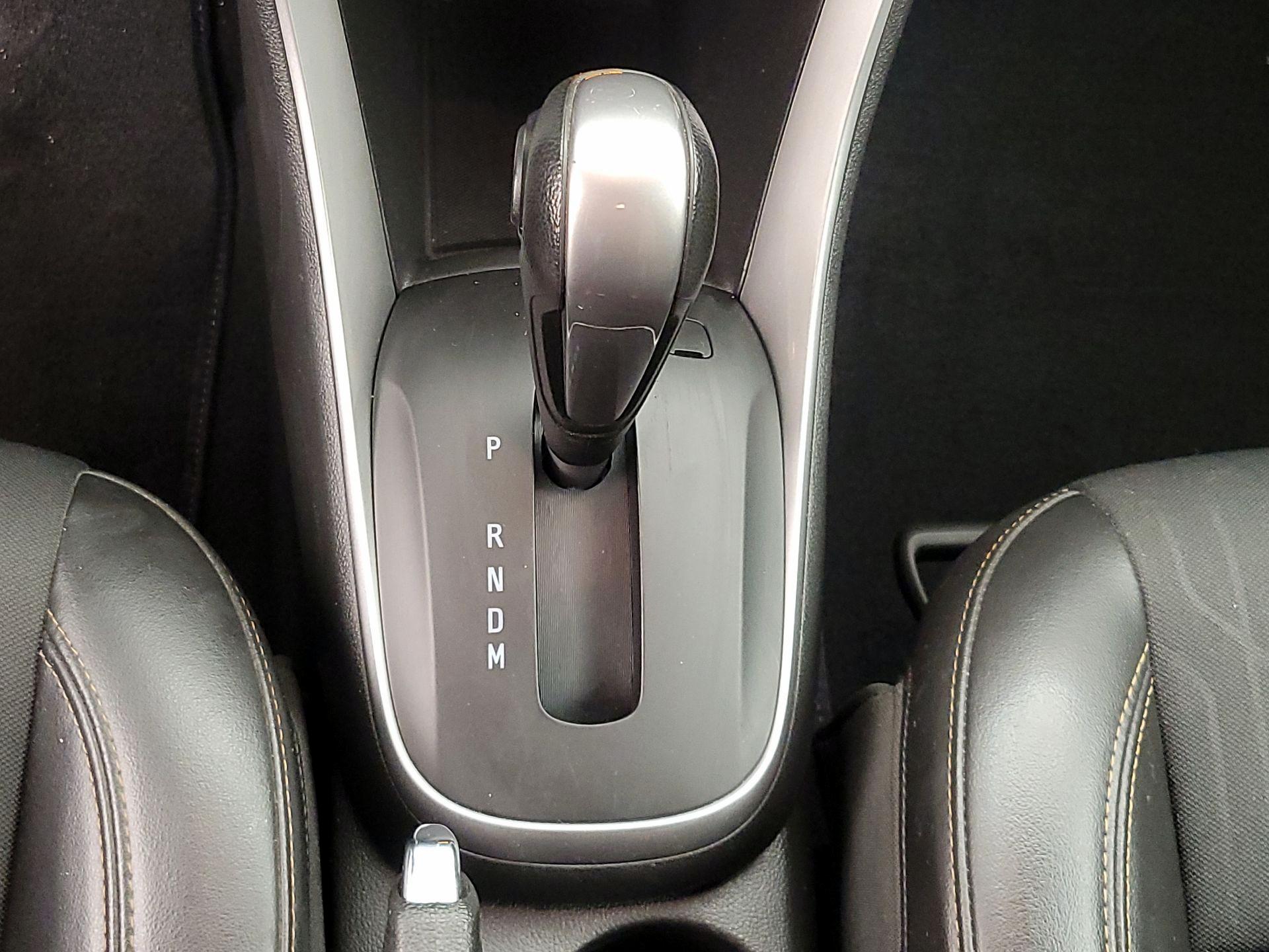 Thumbnail: 2021 Chevrolet Trax - 17