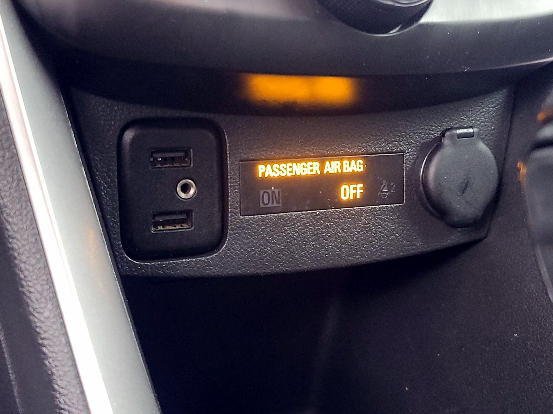 Thumbnail: 2021 Chevrolet Trax - 18