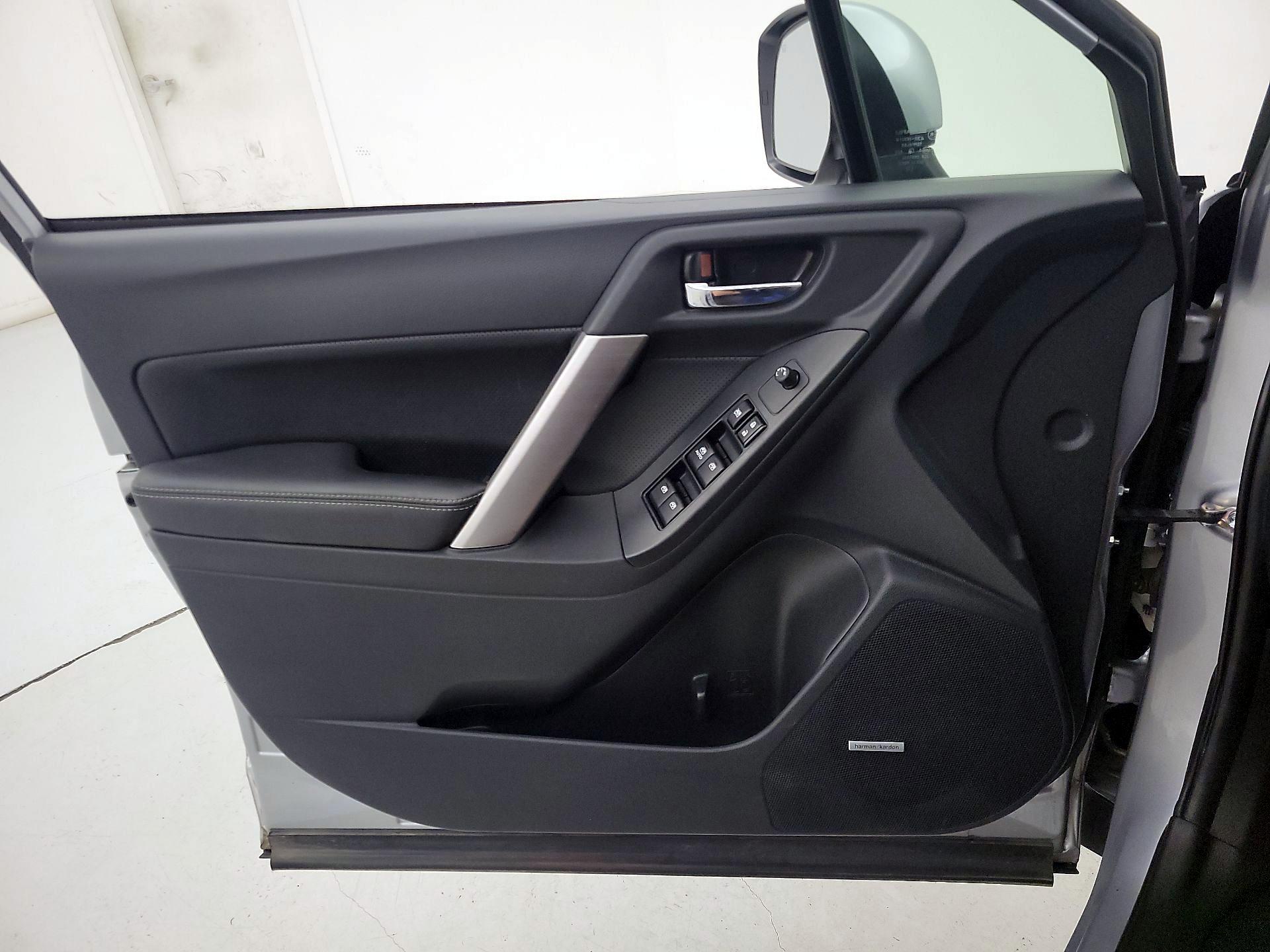 Thumbnail: 2015 Subaru Forester - 12