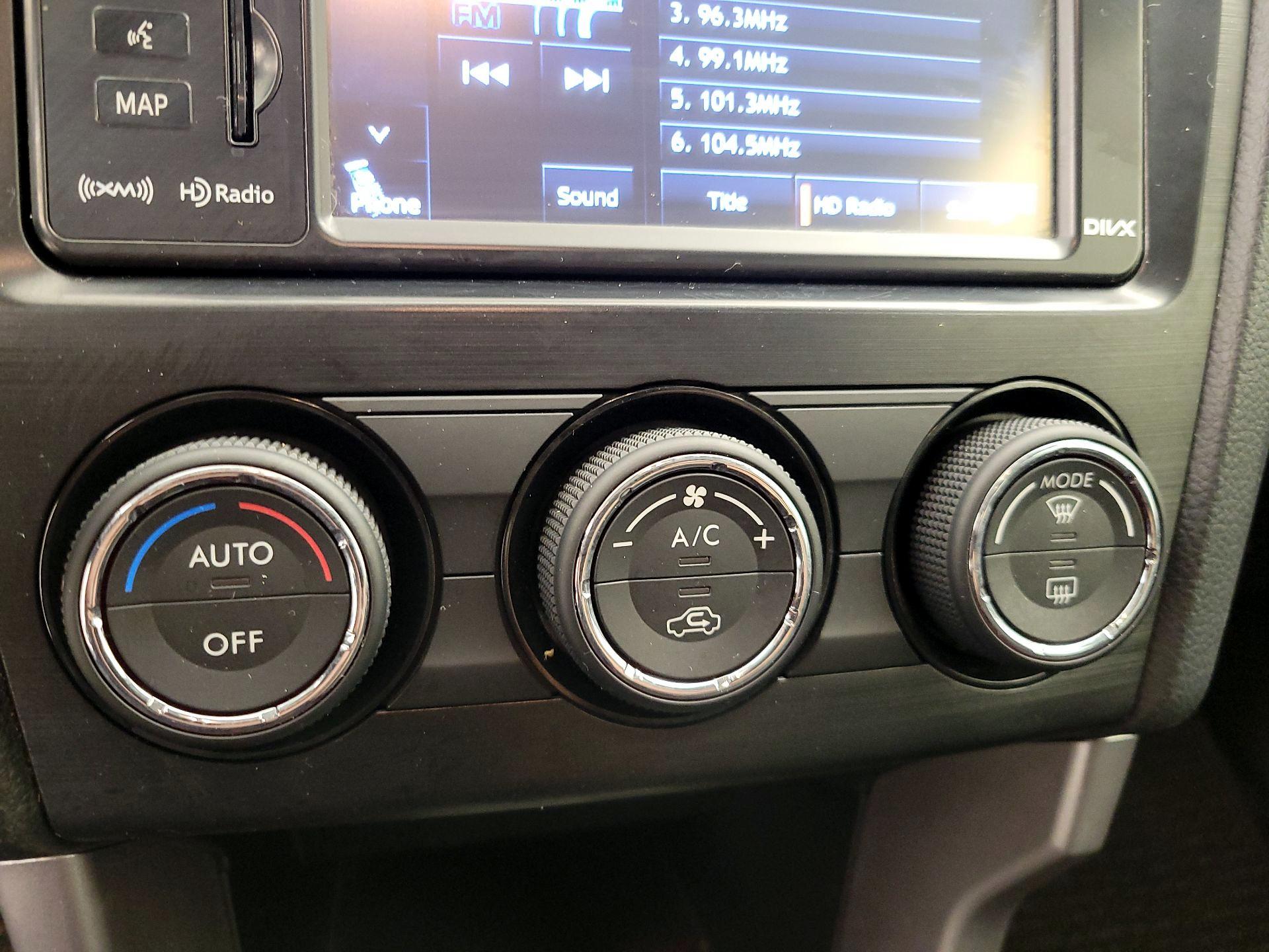 Thumbnail: 2015 Subaru Forester - 17