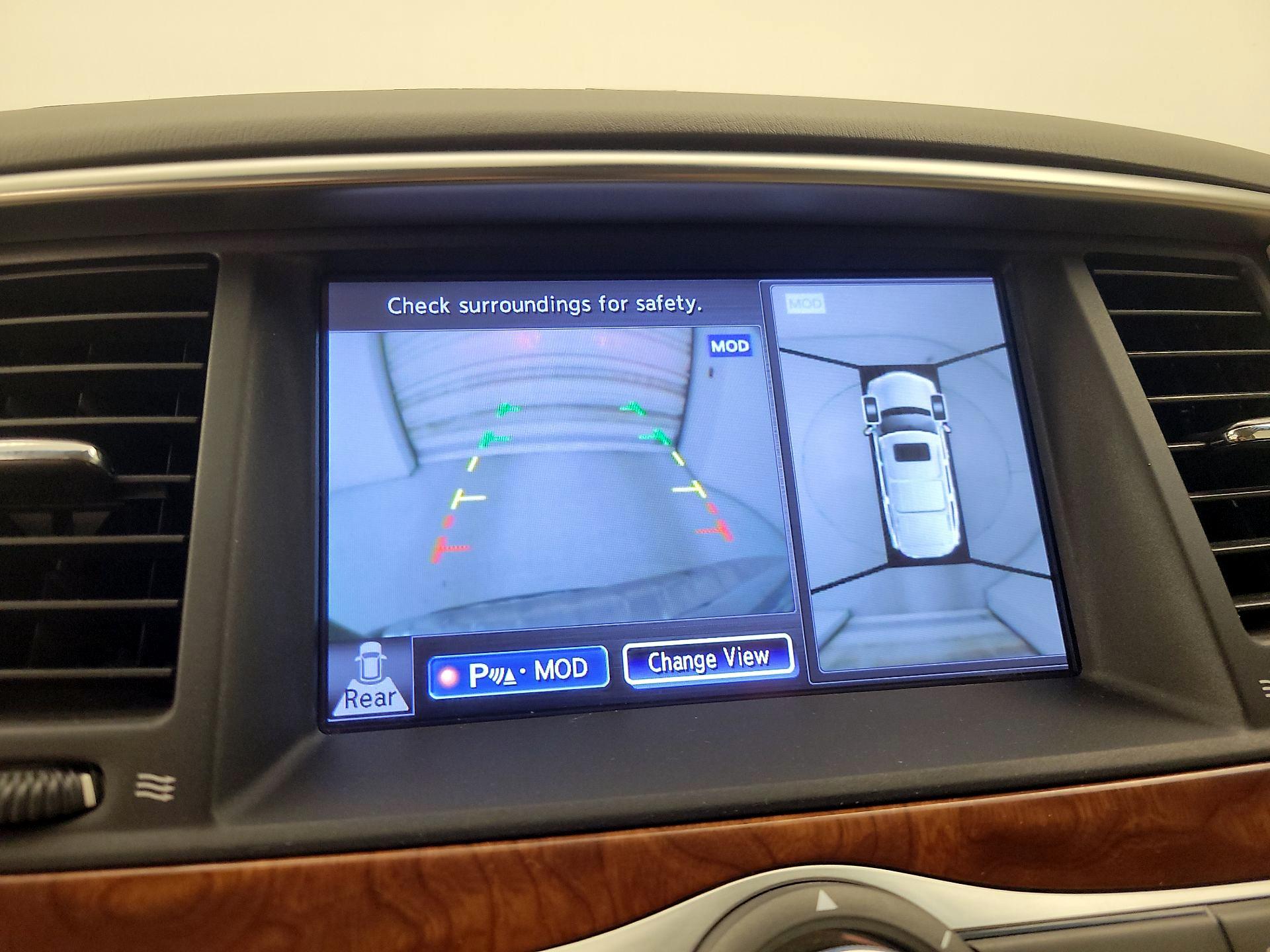 Thumbnail: 2016 INFINITI QX80 - 15