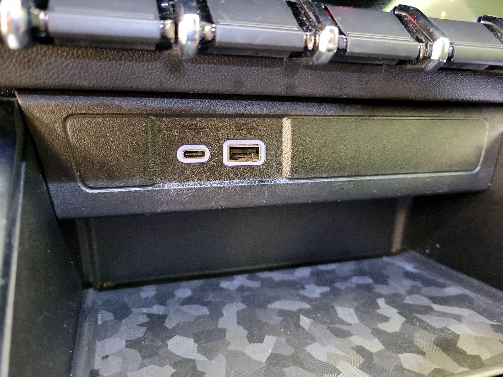 Thumbnail: 2024 GMC Canyon - 18