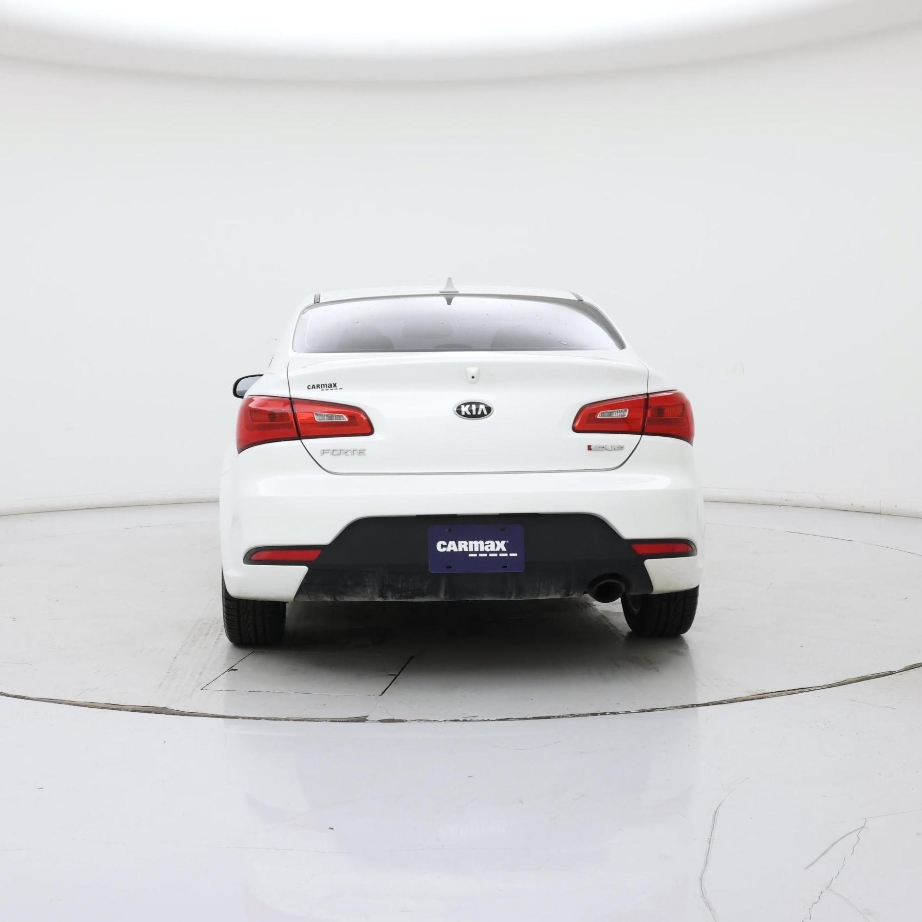 Thumbnail: 2016 Kia Forte - 6