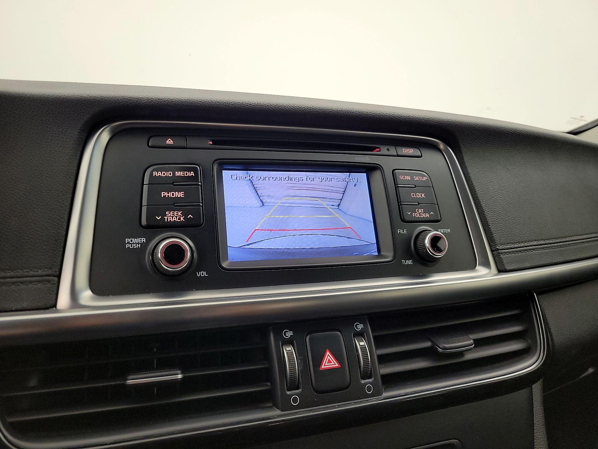 Thumbnail: 2016 Kia Optima - 12