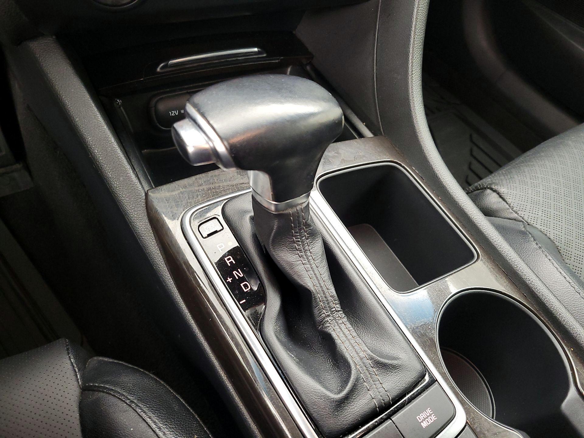 Thumbnail: 2016 Kia Optima - 15