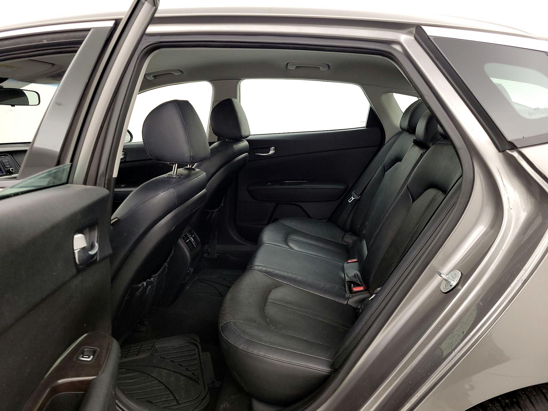 Thumbnail: 2016 Kia Optima - 17