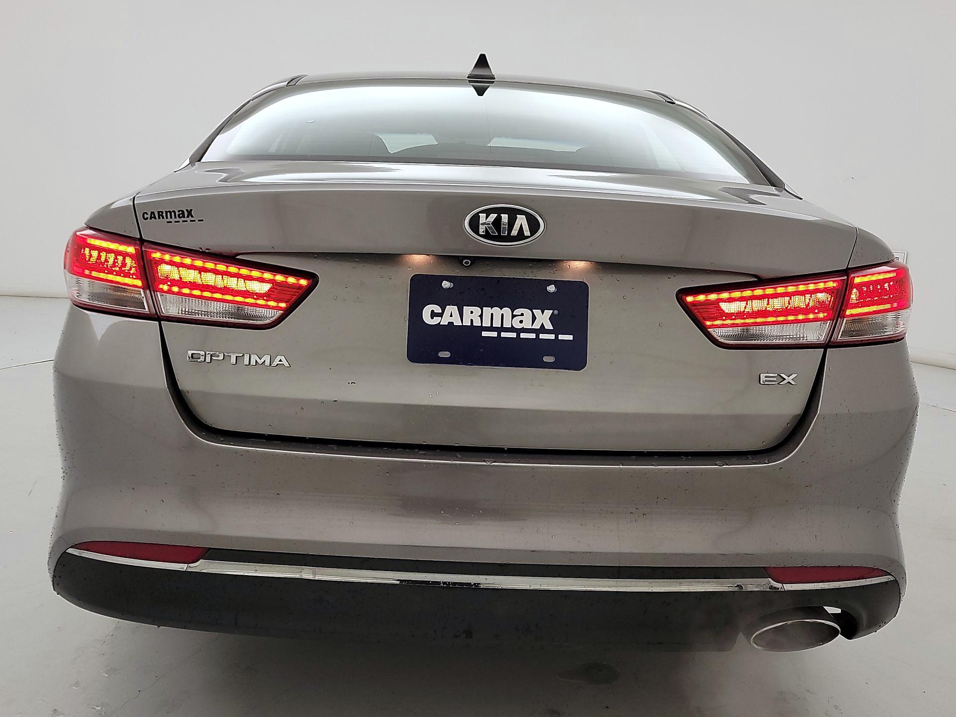 Thumbnail: 2016 Kia Optima - 6