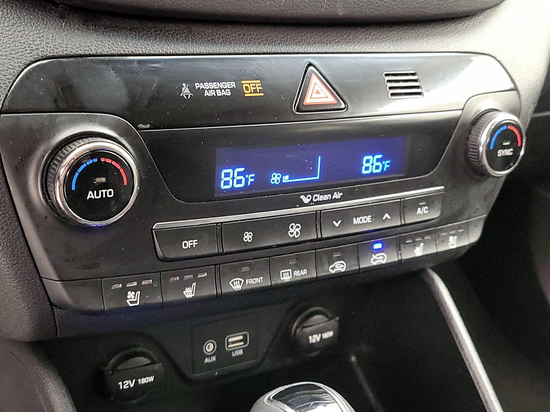 Thumbnail: 2016 Hyundai Tucson - 17