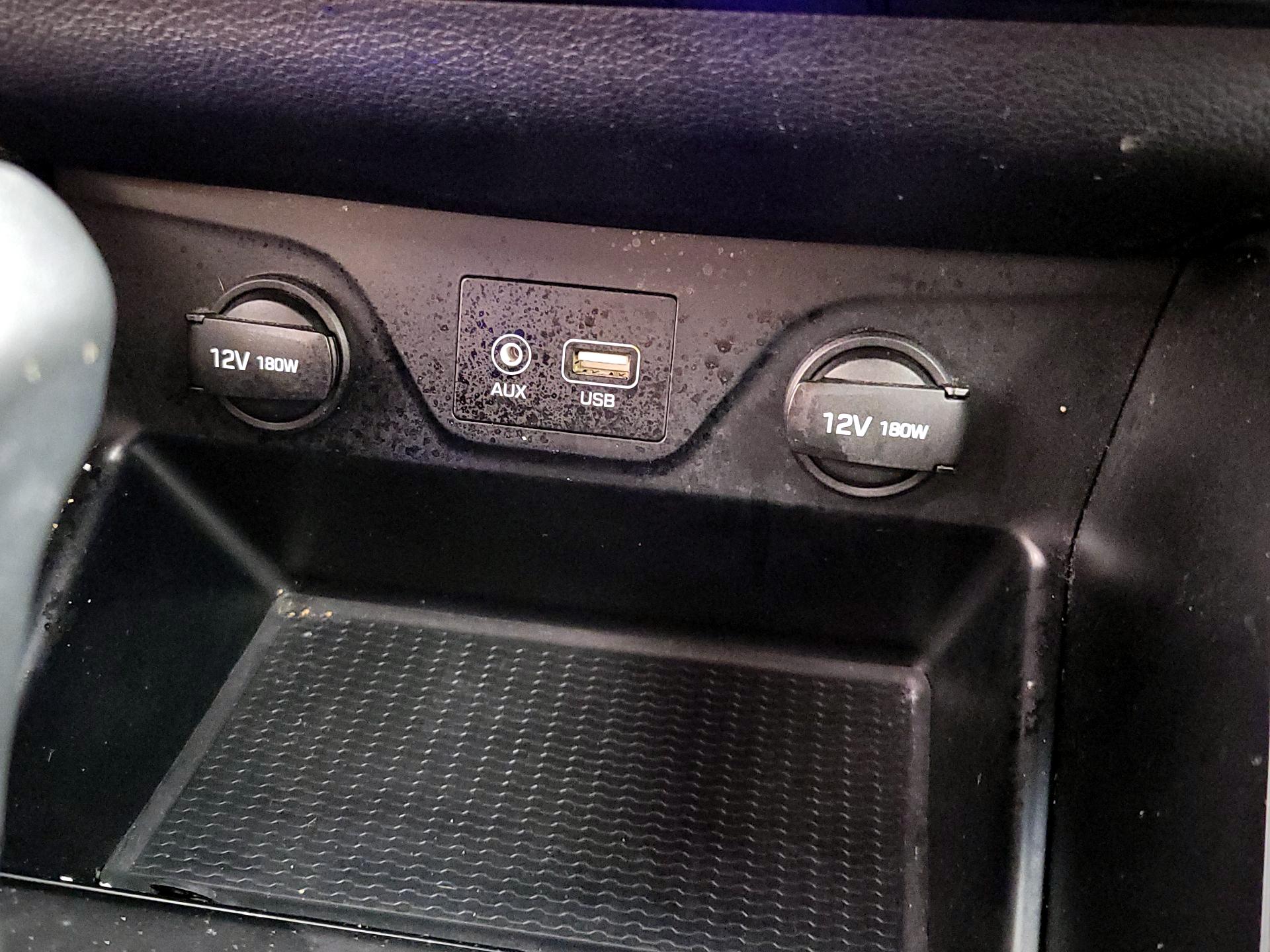 Thumbnail: 2016 Hyundai Tucson - 19