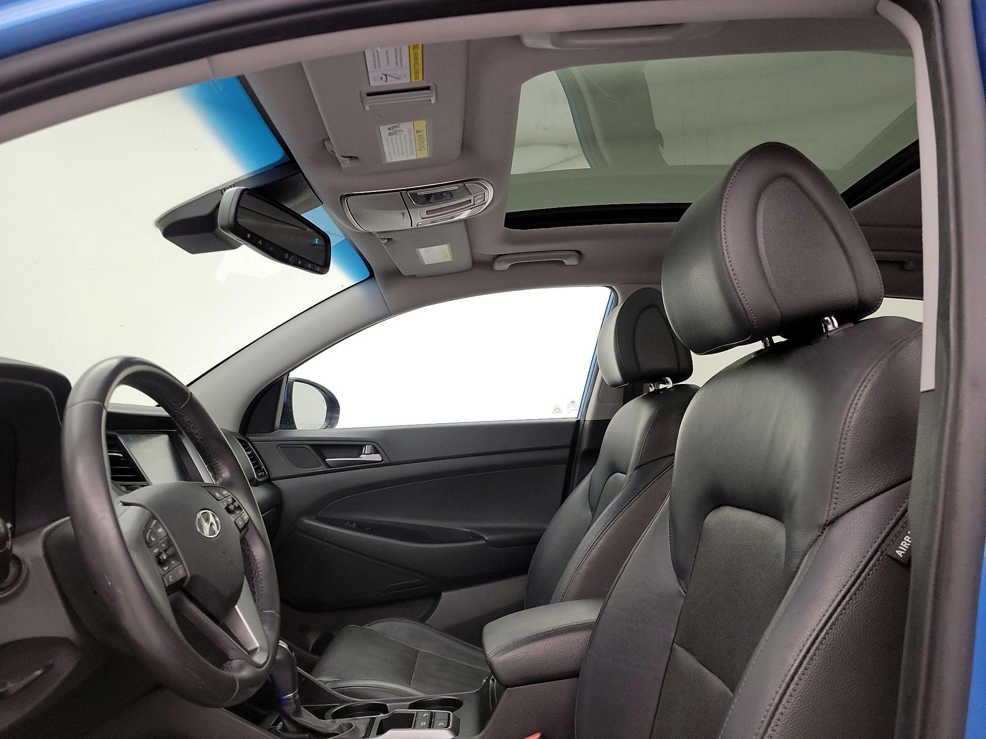 Thumbnail: 2016 Hyundai Tucson - 20