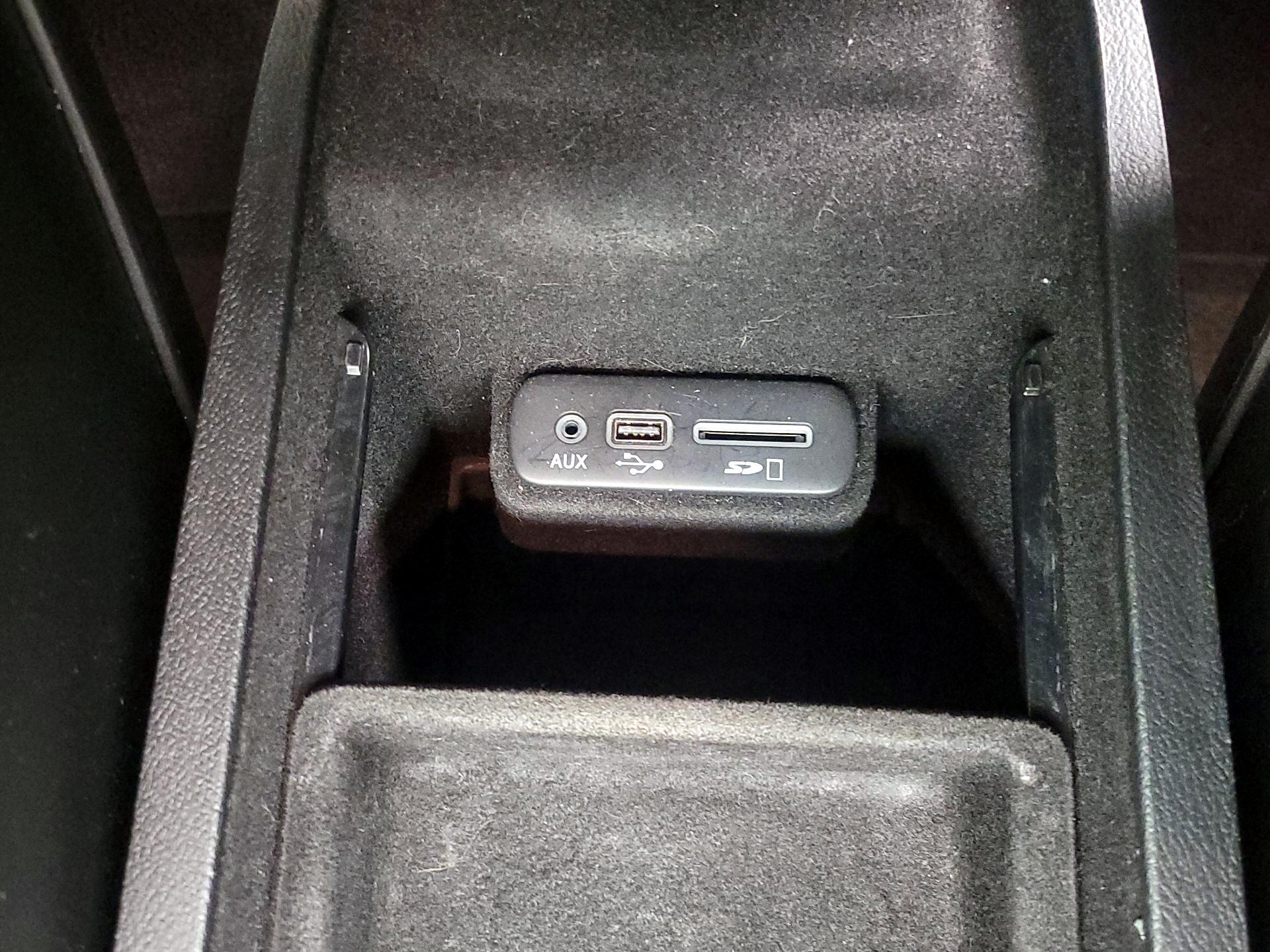 Thumbnail: 2016 Dodge Charger - 18