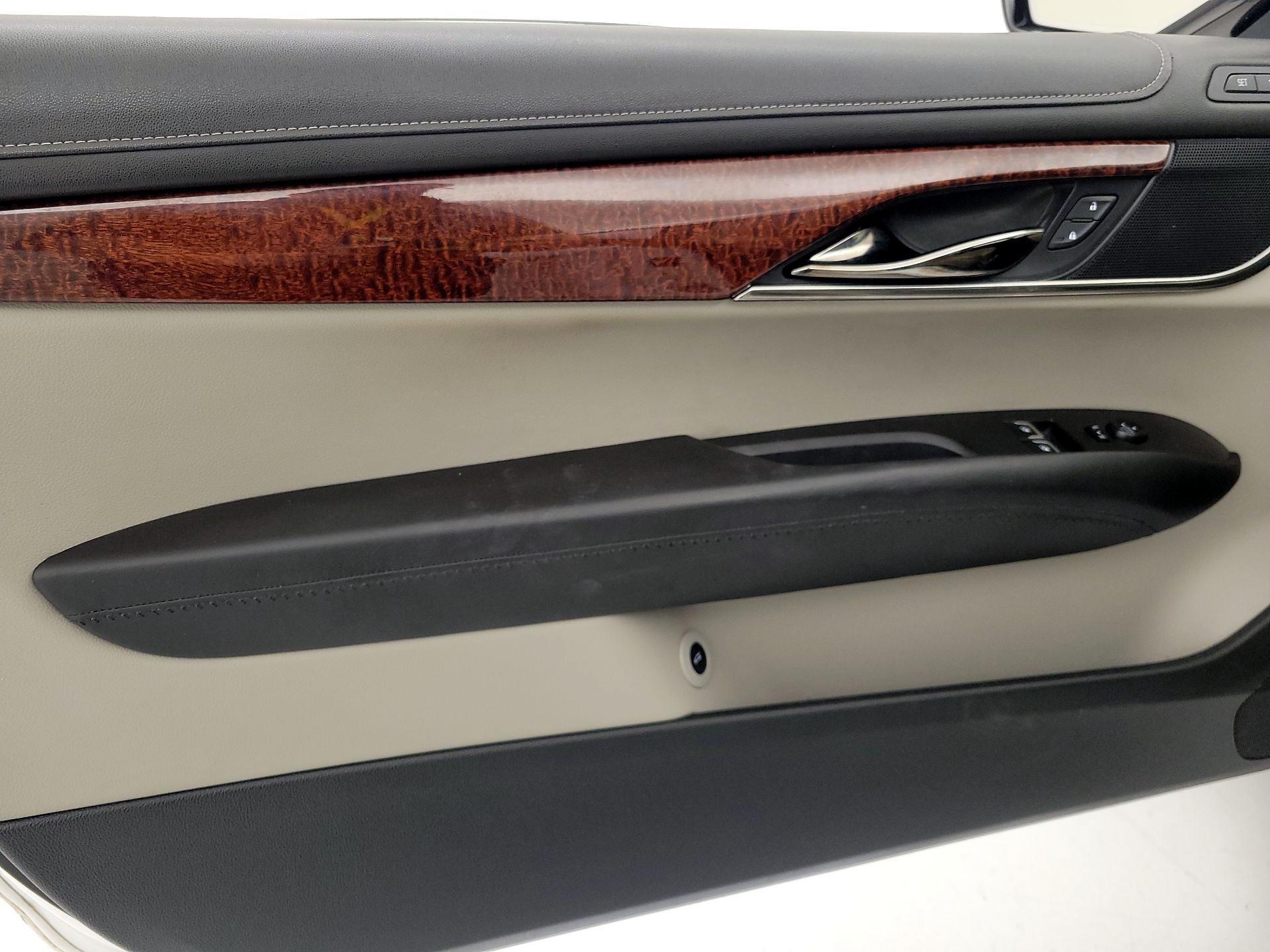 Thumbnail: 2019 Cadillac ATS - 12