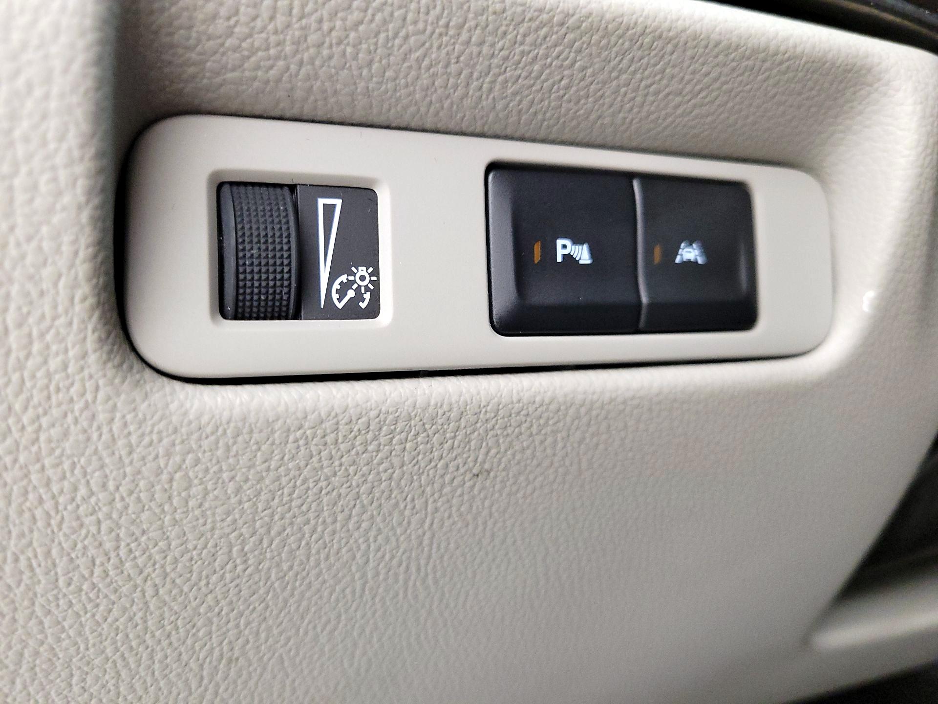 Thumbnail: 2019 Cadillac ATS - 13