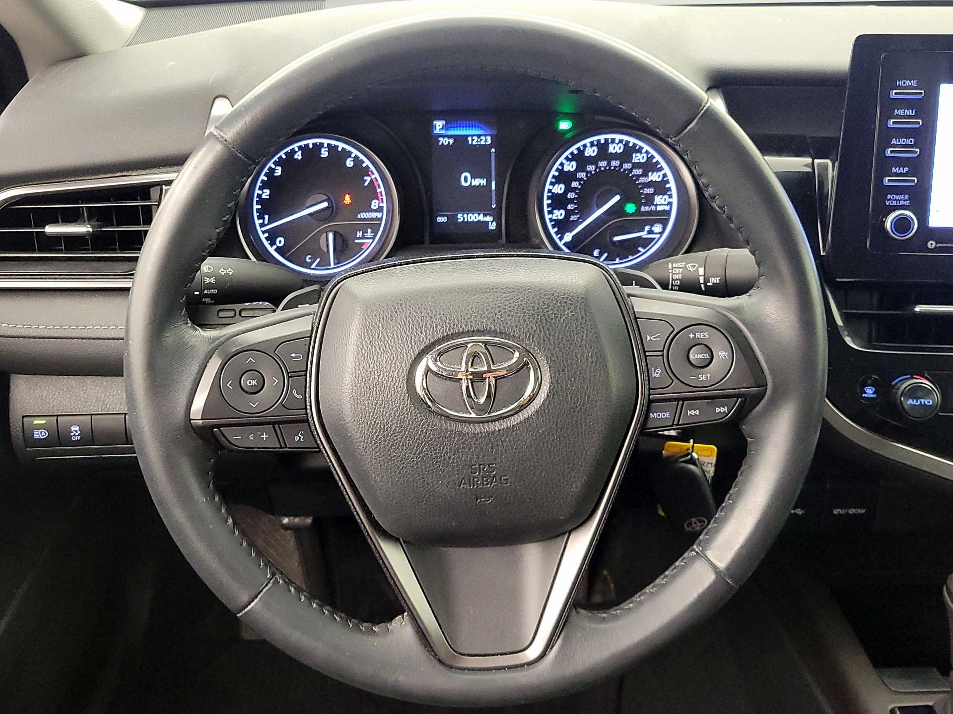 Thumbnail: 2022 Toyota Camry - 10