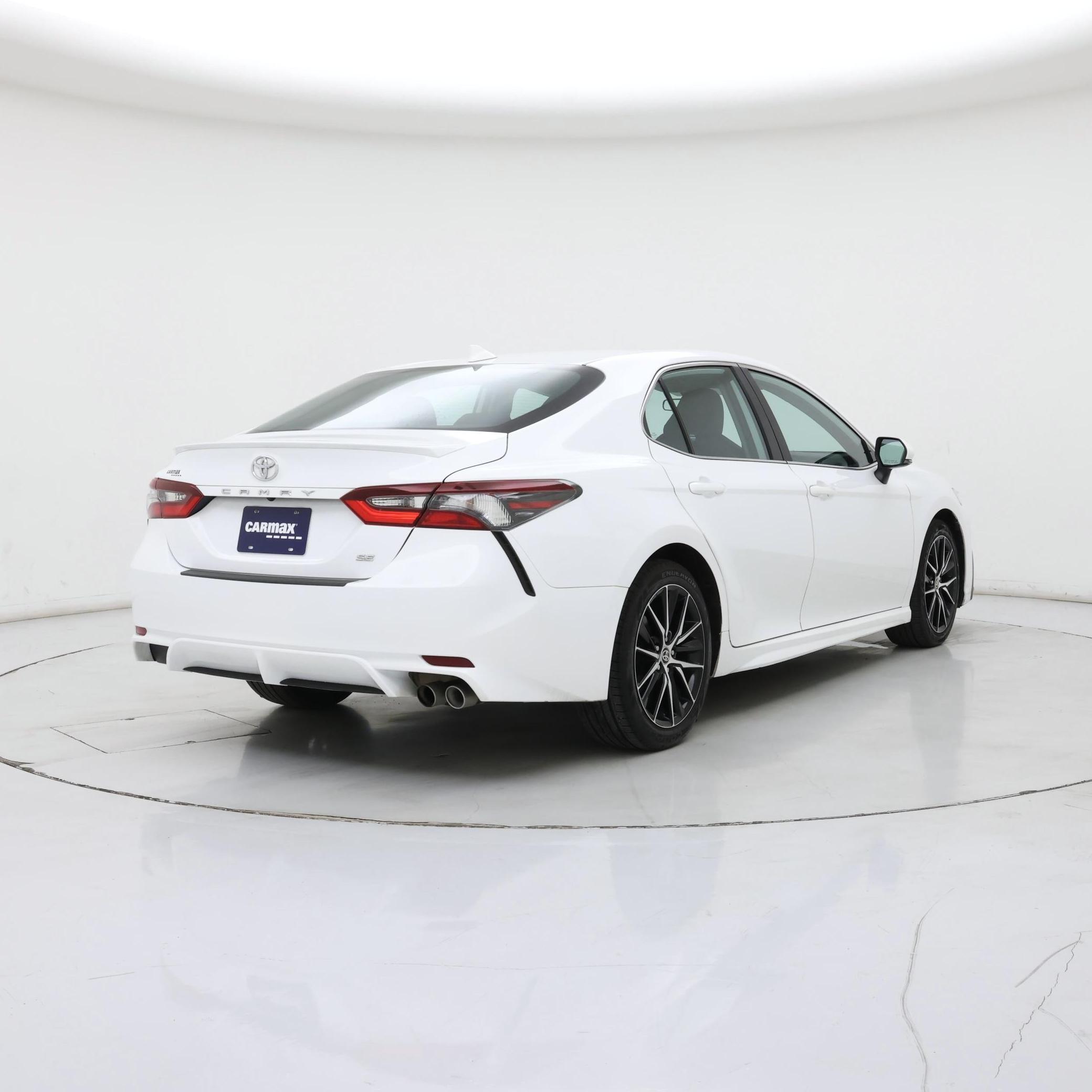 Thumbnail: 2022 Toyota Camry - 8