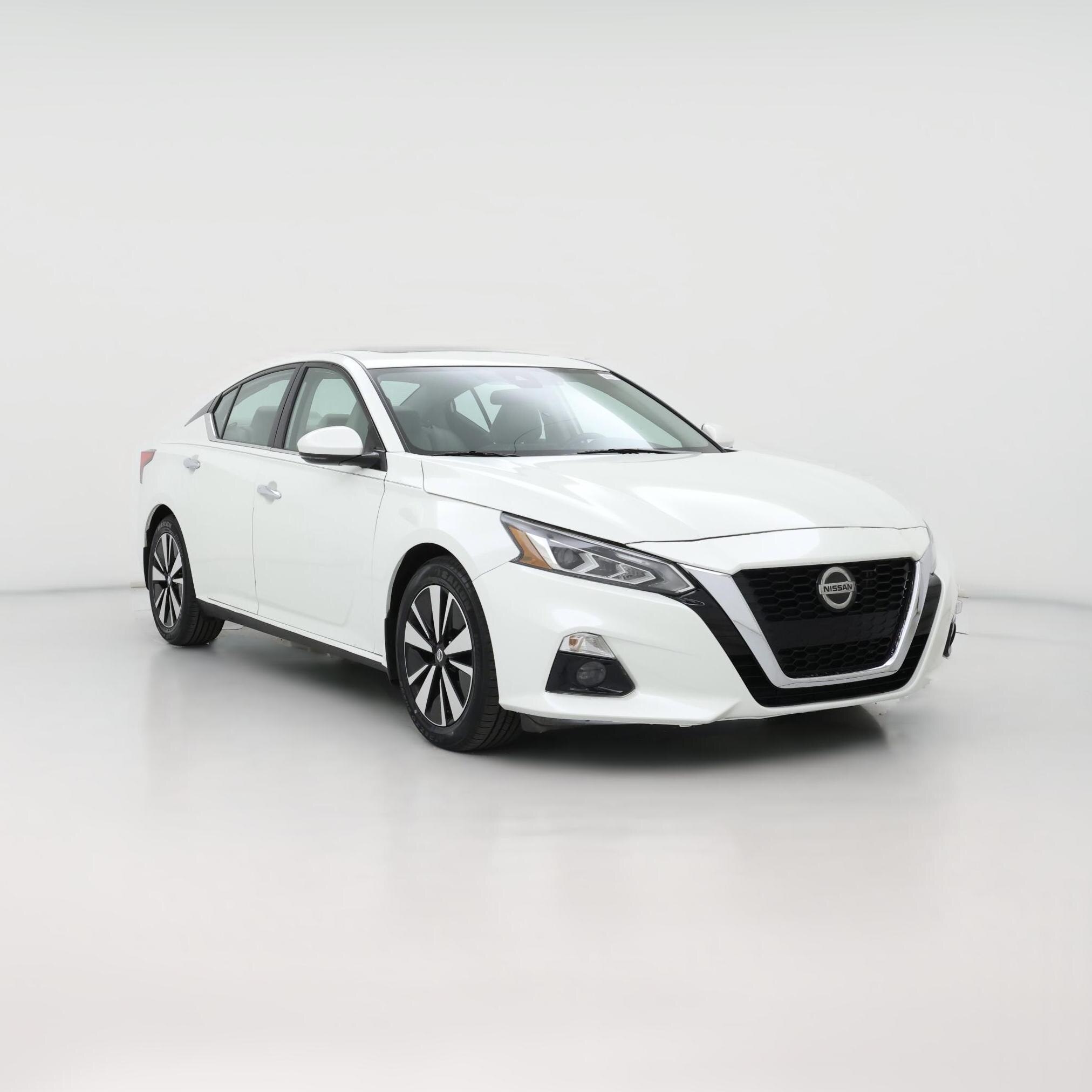 Thumbnail: 2022 Nissan Altima - 1